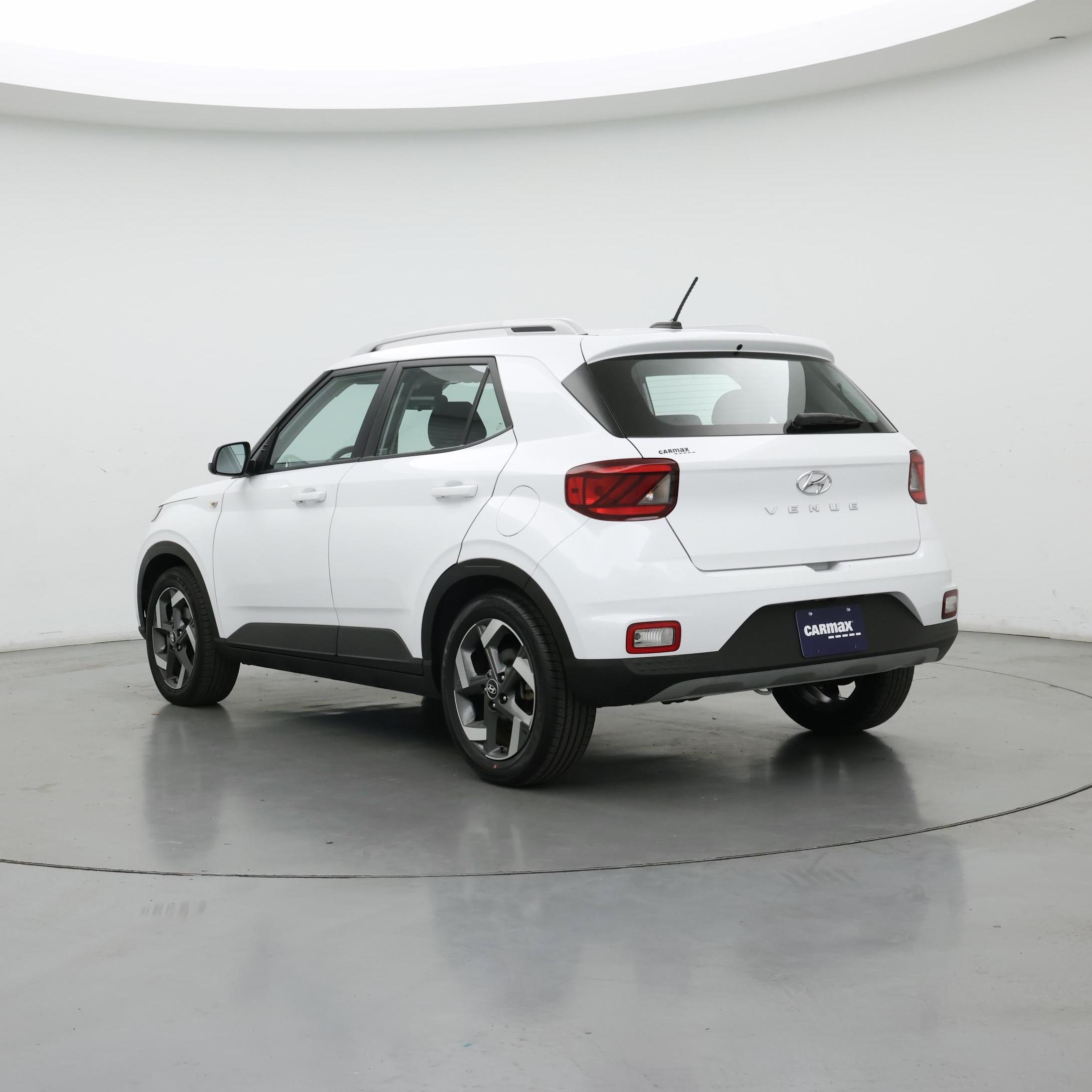 Thumbnail: 2023 Hyundai Venue - 2