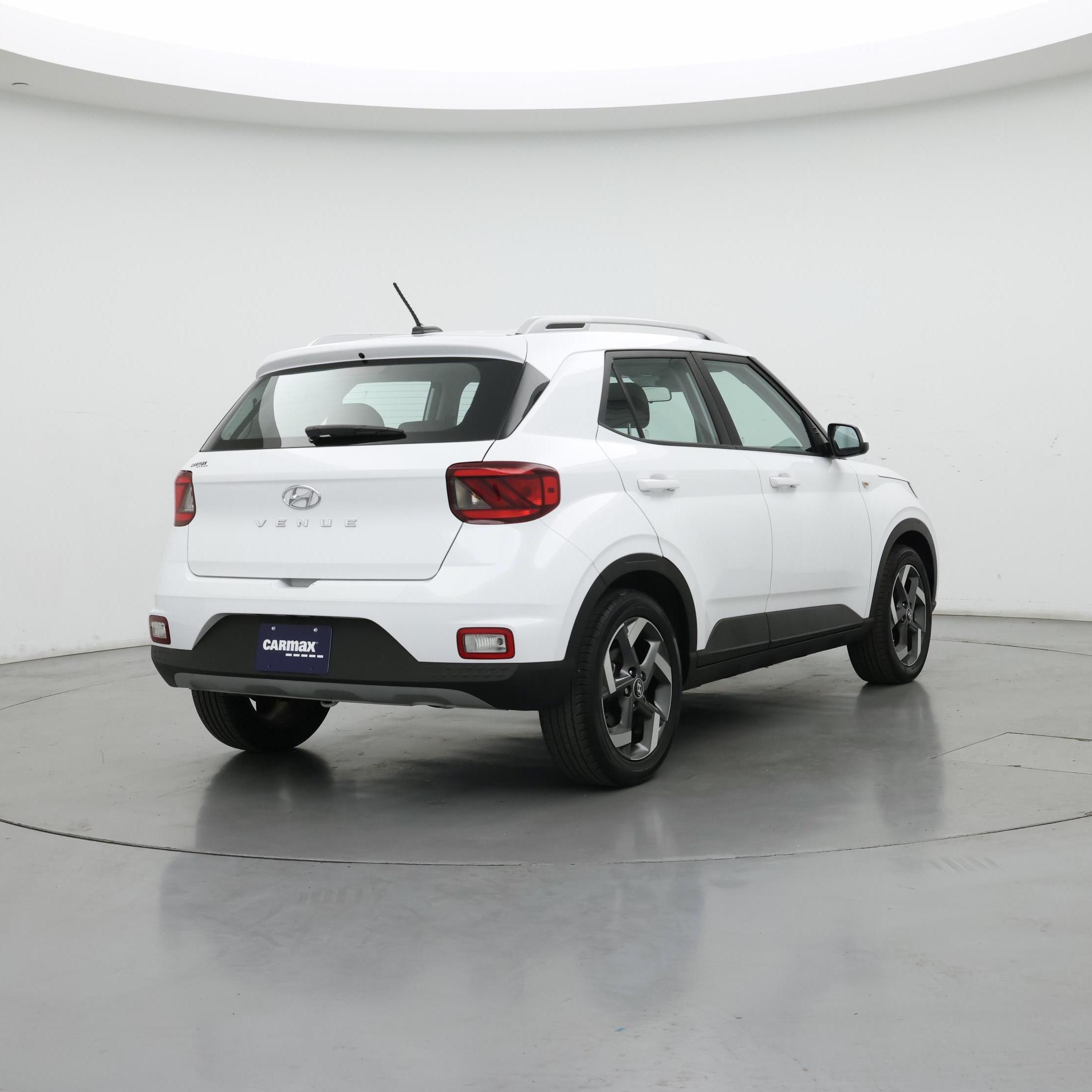 Thumbnail: 2023 Hyundai Venue - 8
