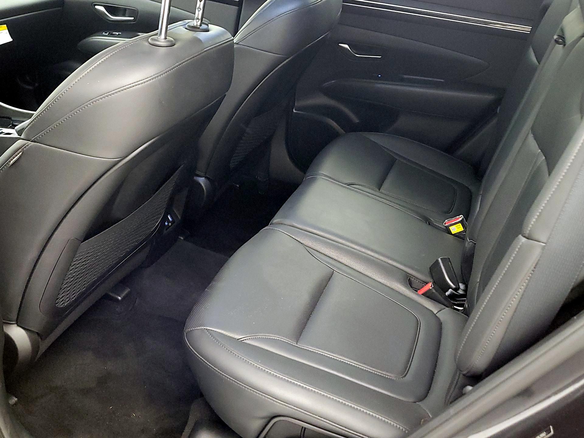 Thumbnail: 2023 Hyundai Tucson - 19