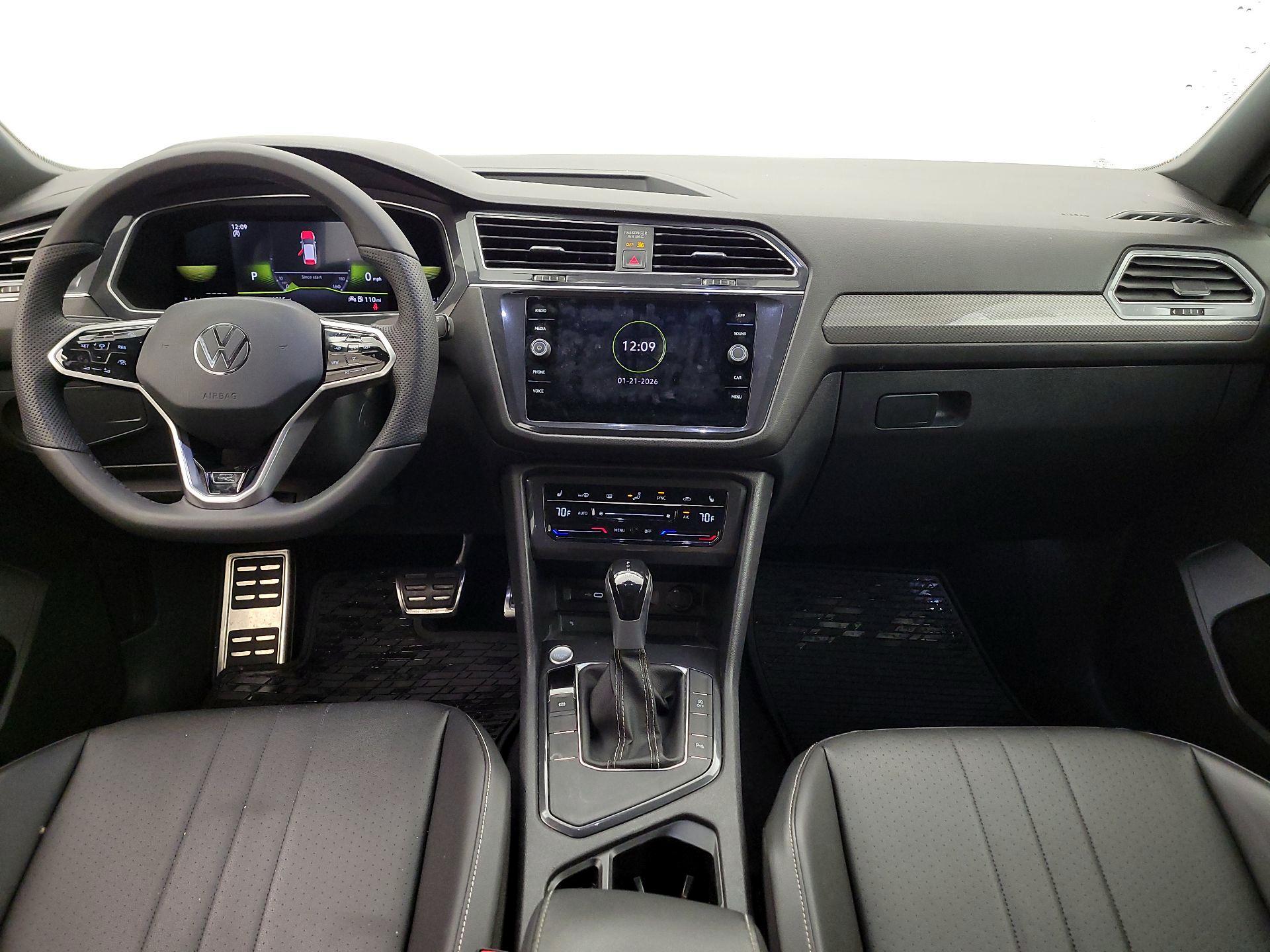 Thumbnail: 2022 Volkswagen Tiguan - 9