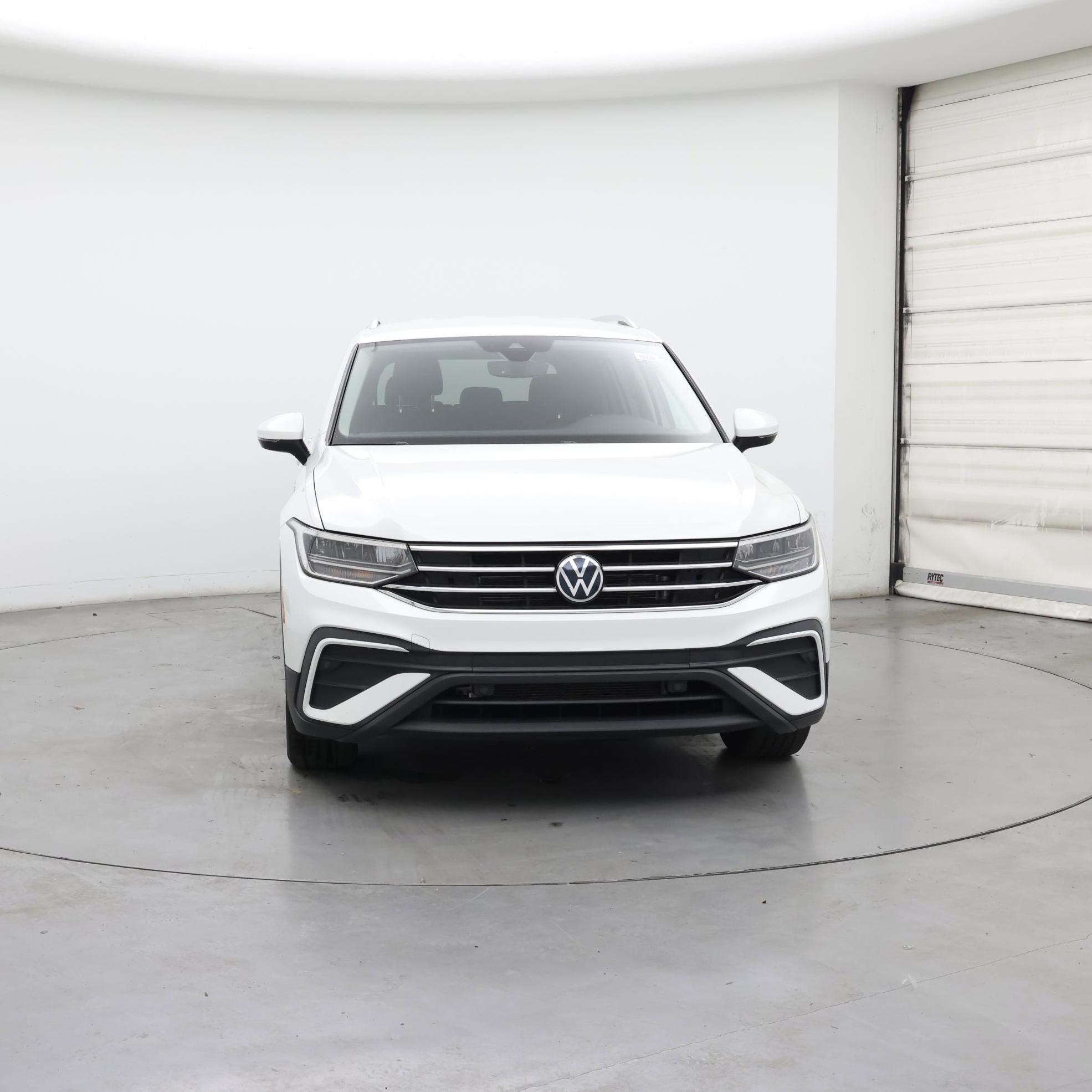Thumbnail: 2023 Volkswagen Tiguan - 5