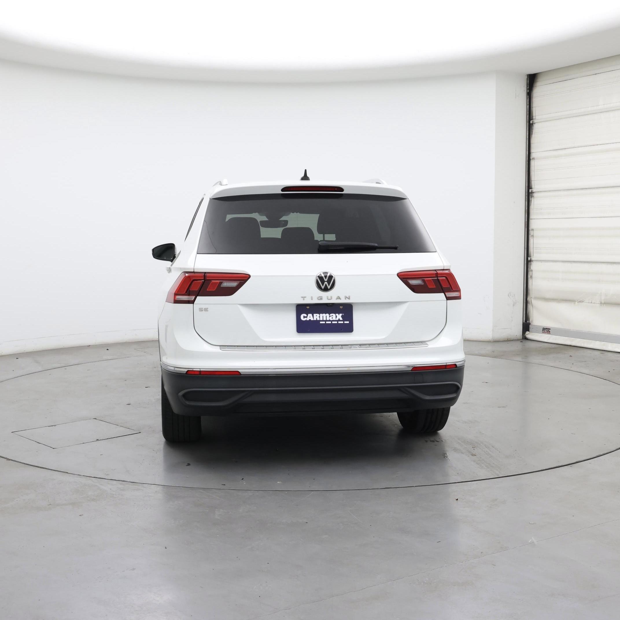 Thumbnail: 2023 Volkswagen Tiguan - 6