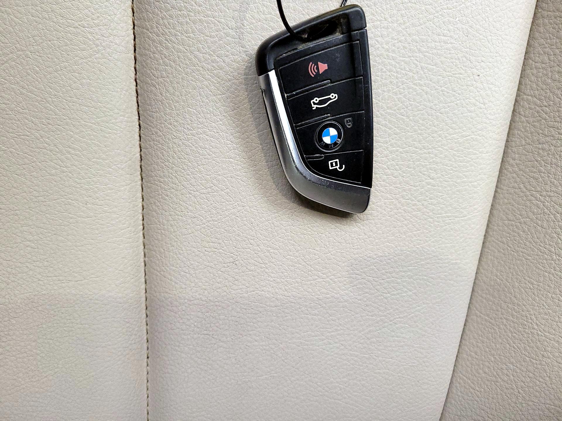 Thumbnail: 2020 BMW X2 - 19