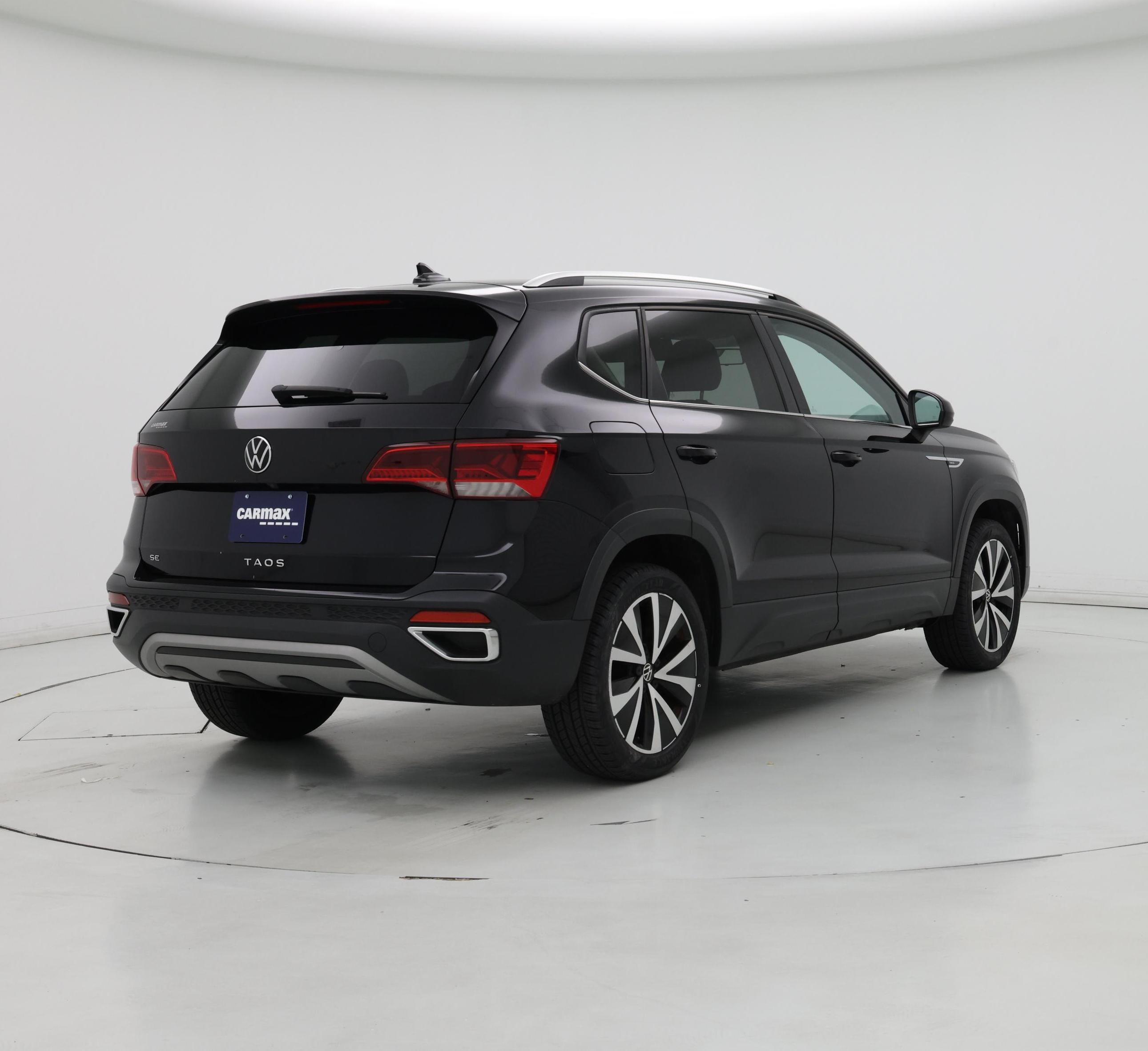 Thumbnail: 2022 Volkswagen Taos - 8