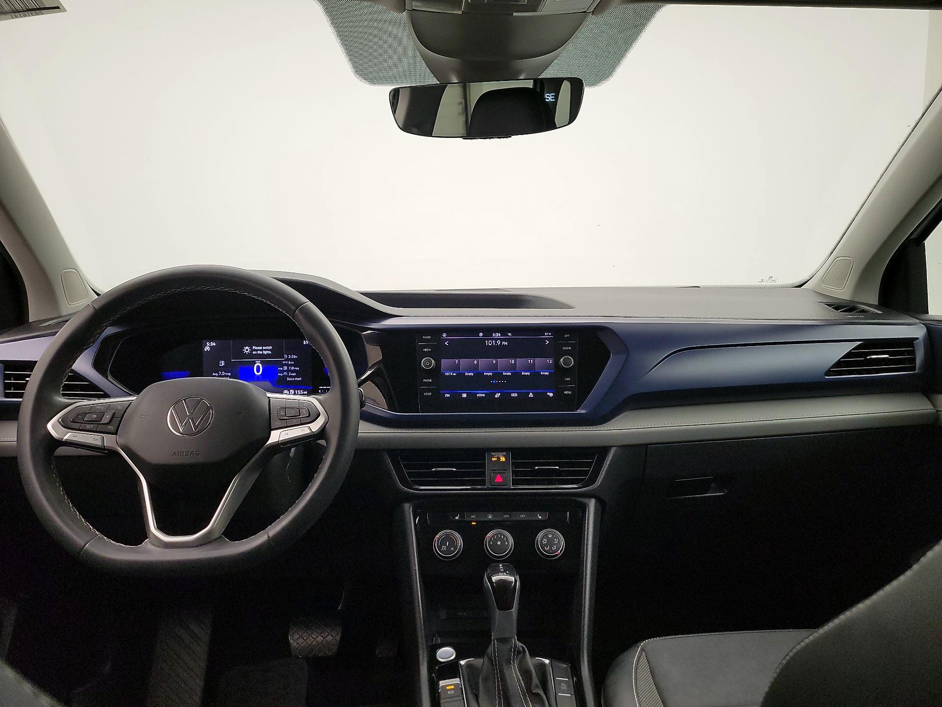 Thumbnail: 2023 Volkswagen Taos - 9