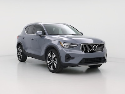 2023 Volvo XC40 B4 Ultimate Bright Theme