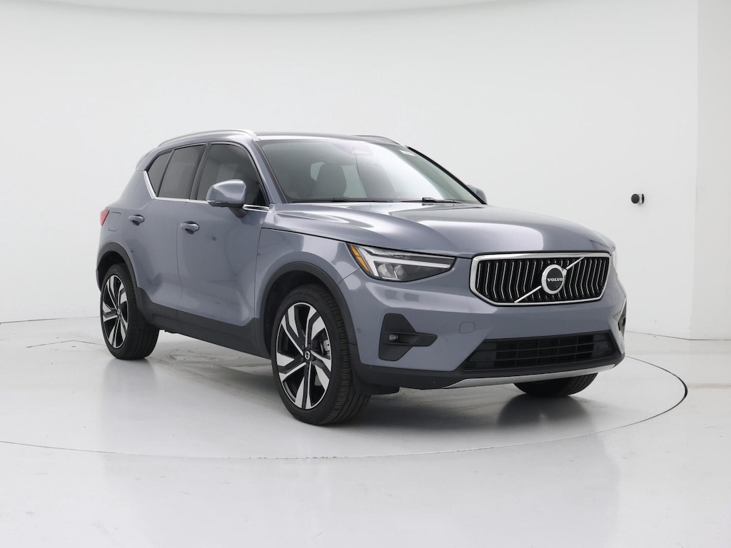 Volvo XC40 B4 Ultimate Bright Theme FWD