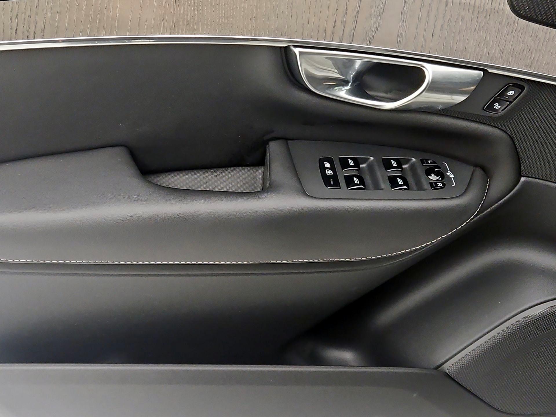 Thumbnail: 2023 Volvo XC90 - 12