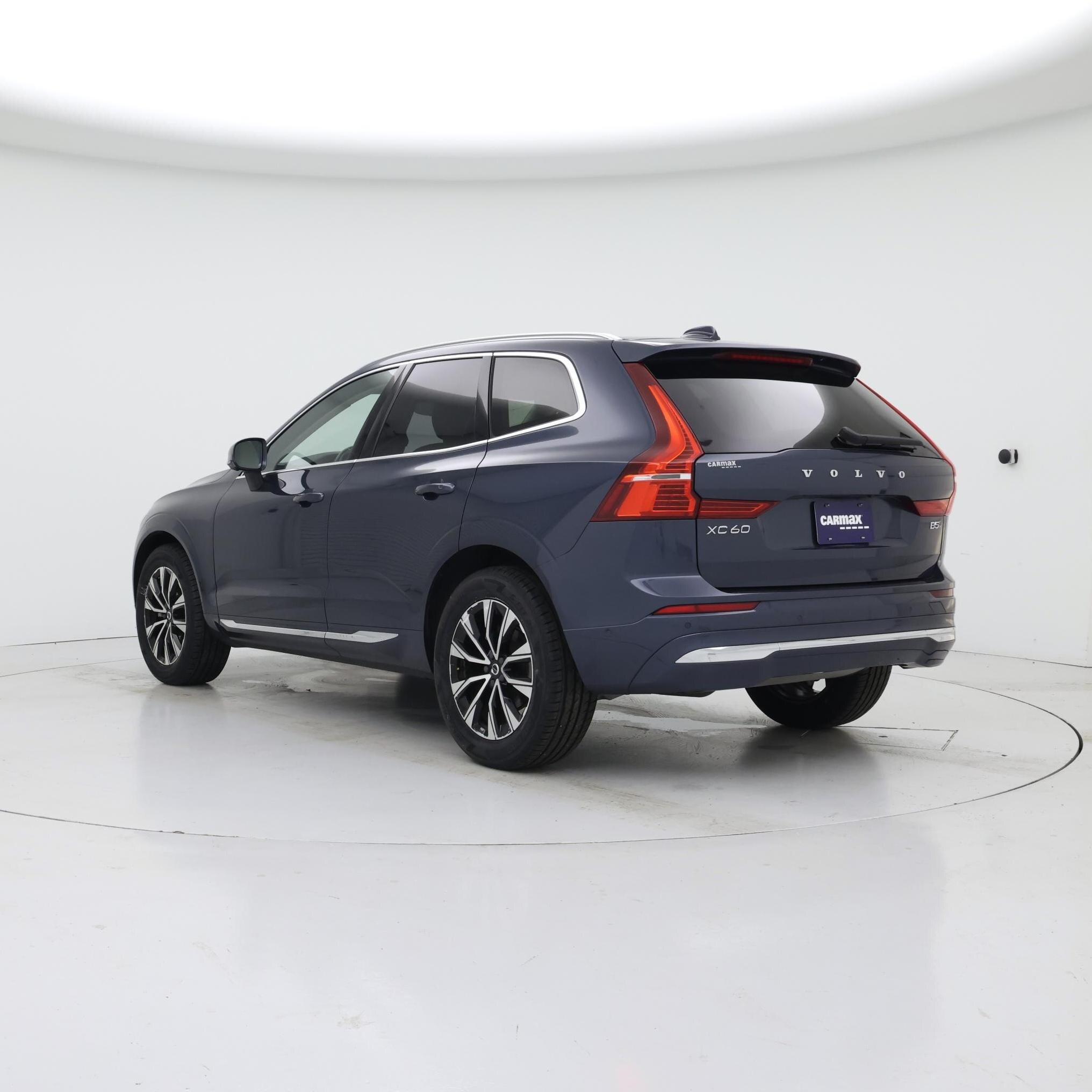 Thumbnail: 2023 Volvo XC60 - 2