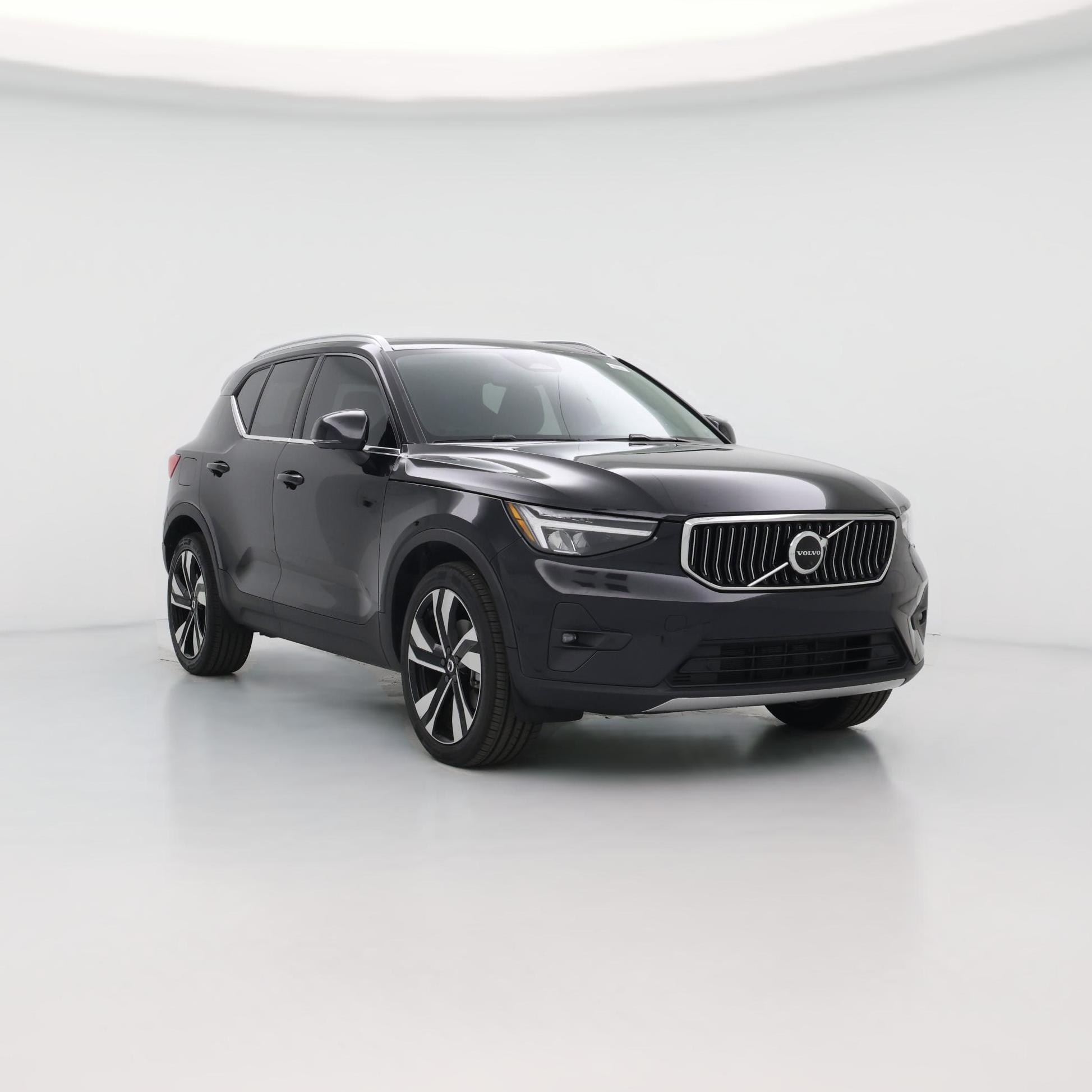 Thumbnail: 2023 Volvo XC40 - 1