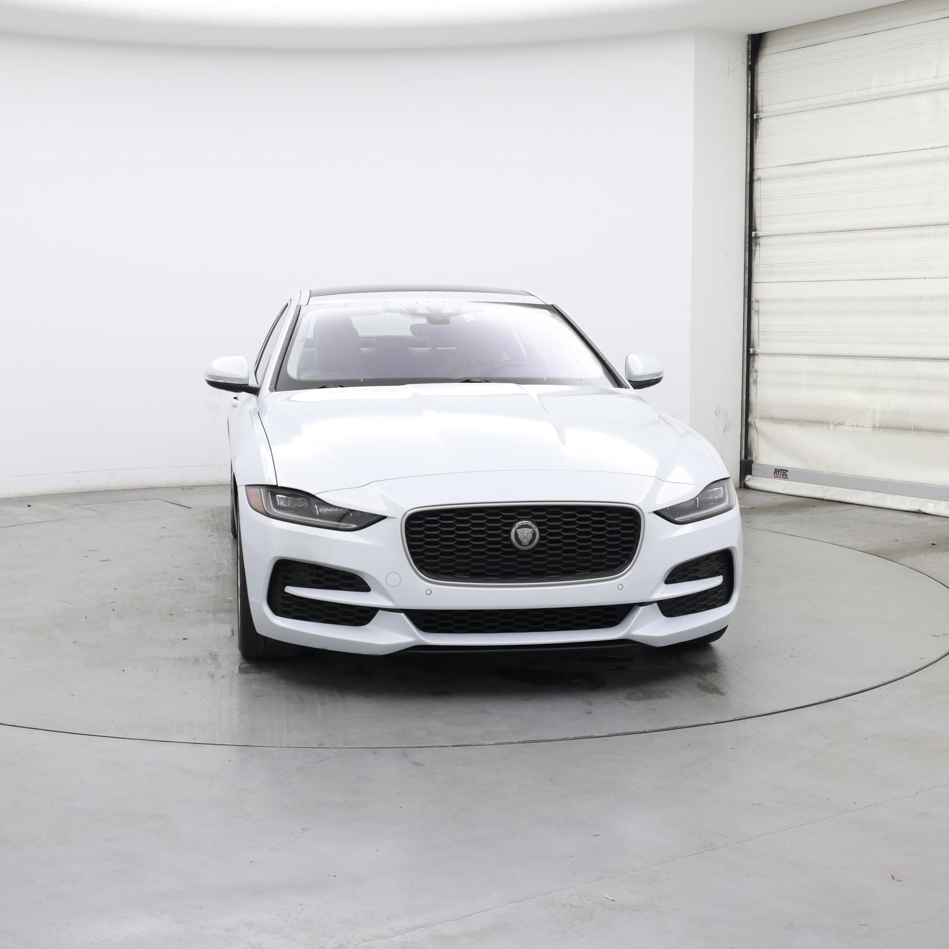 Thumbnail: 2020 Jaguar XE - 5
