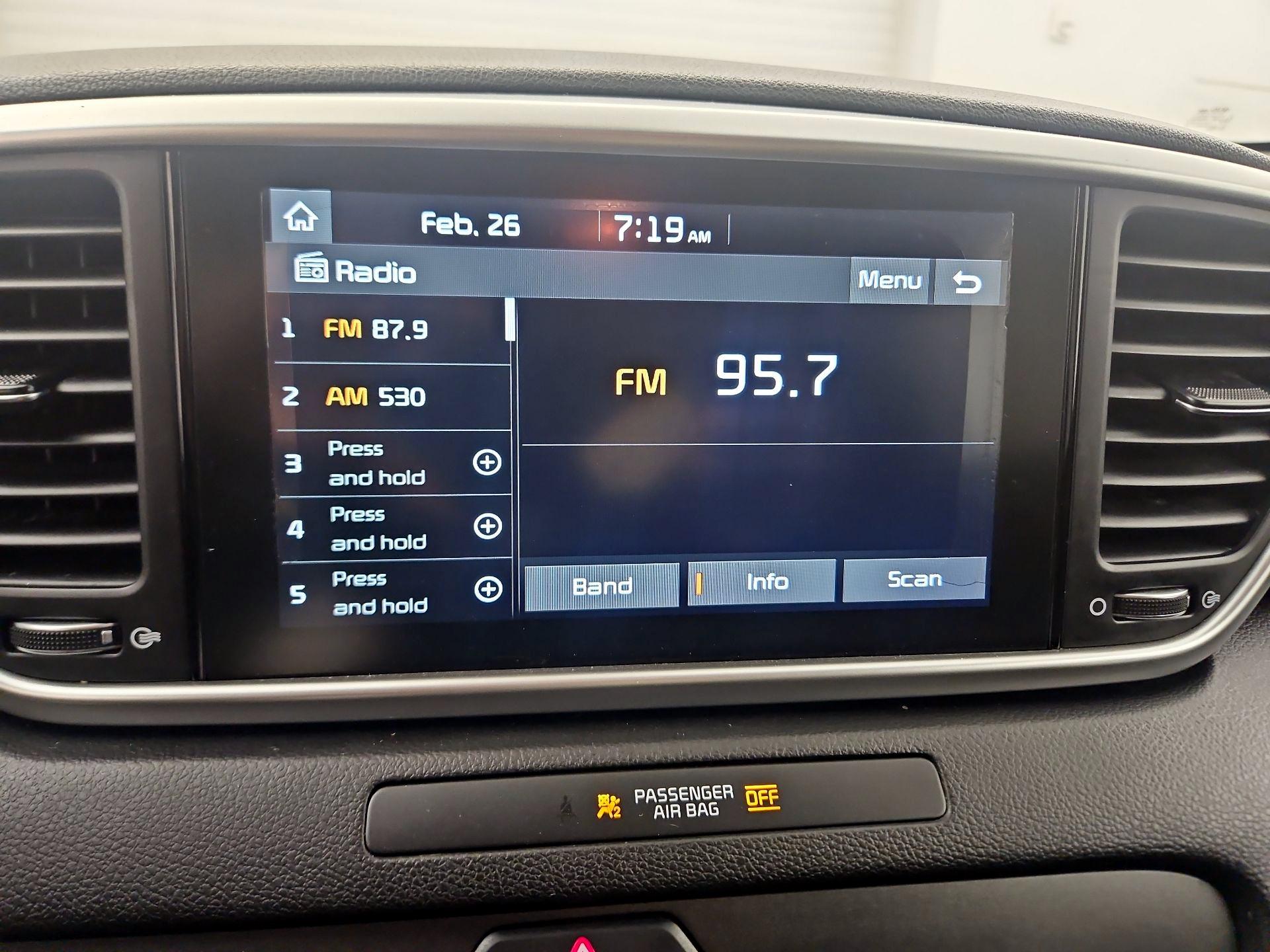 Thumbnail: 2021 Kia Sportage - 15