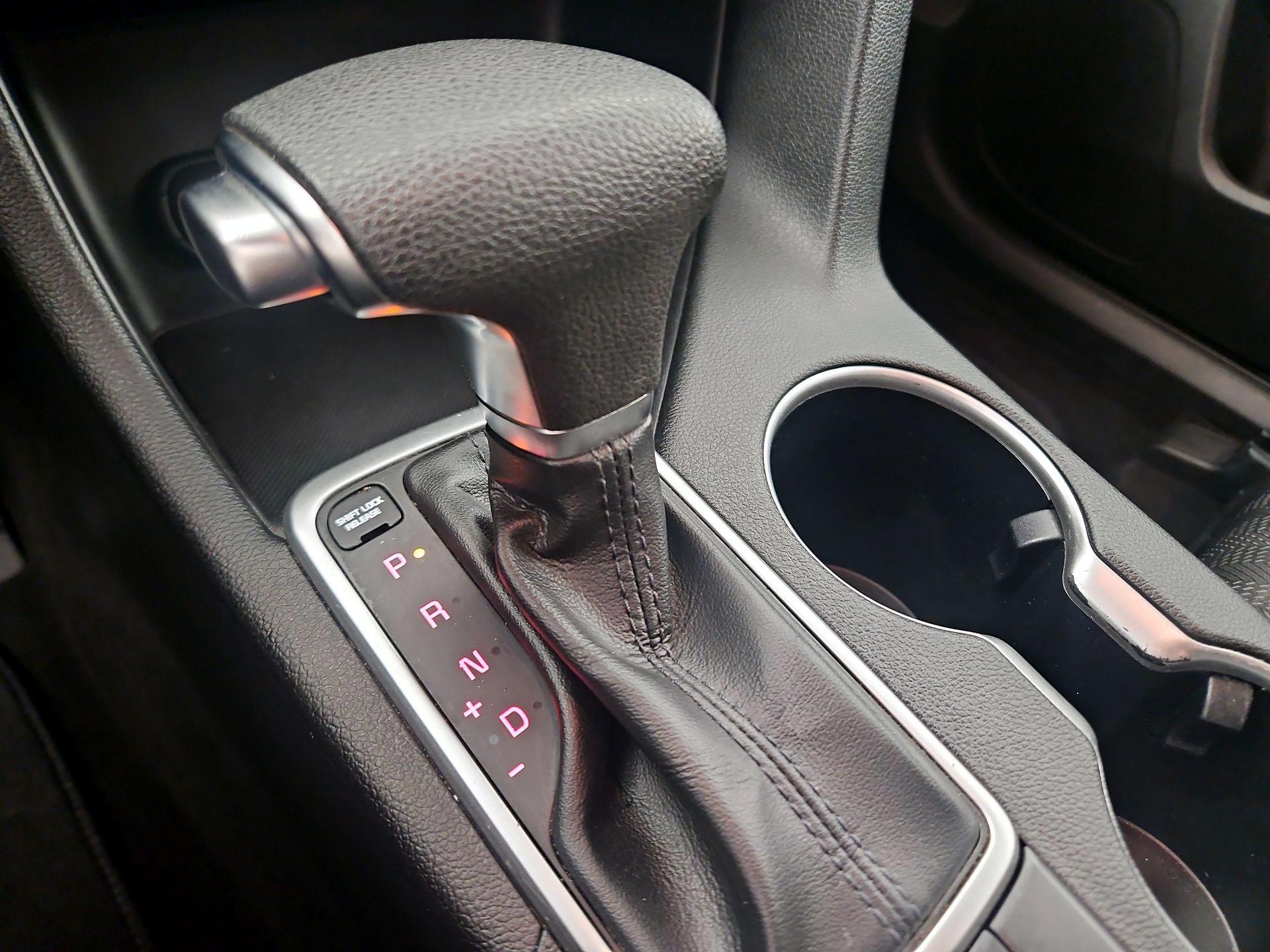 Thumbnail: 2021 Kia Sportage - 17