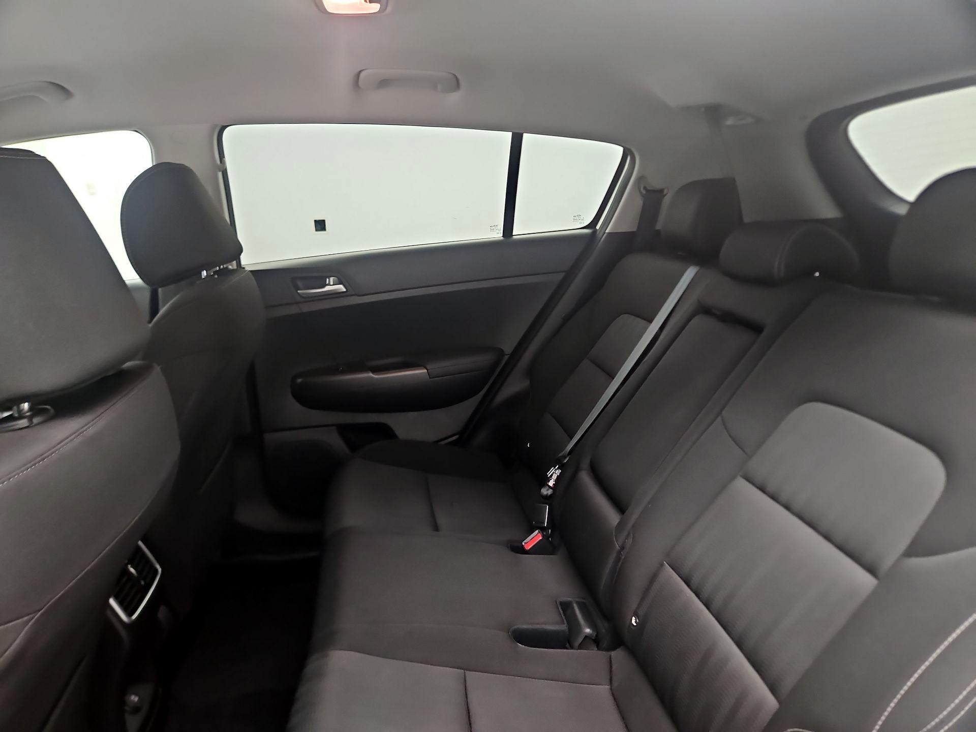 Thumbnail: 2021 Kia Sportage - 18