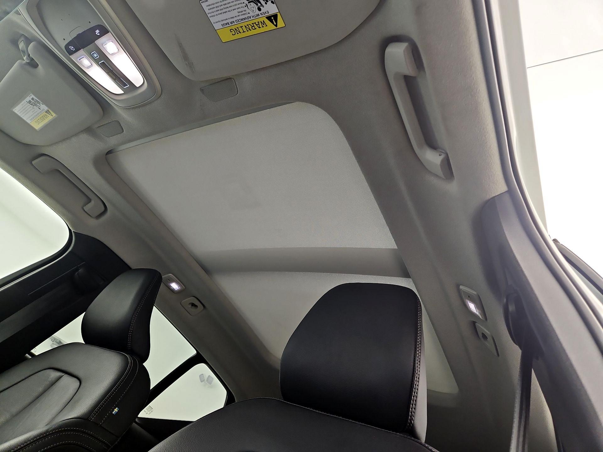 Thumbnail: 2025 Volvo XC40 - 20