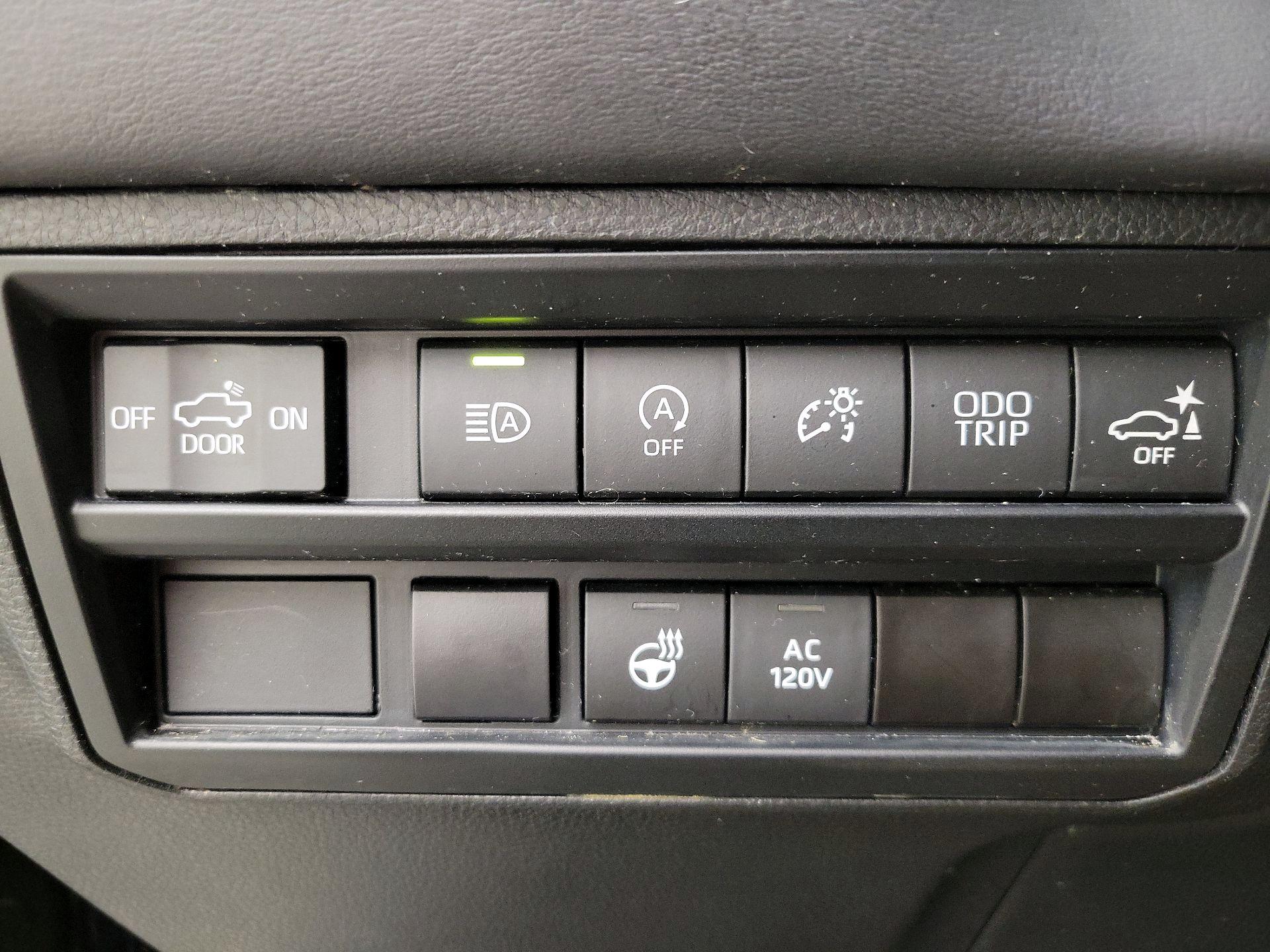 Thumbnail: 2023 Toyota Tundra - 13