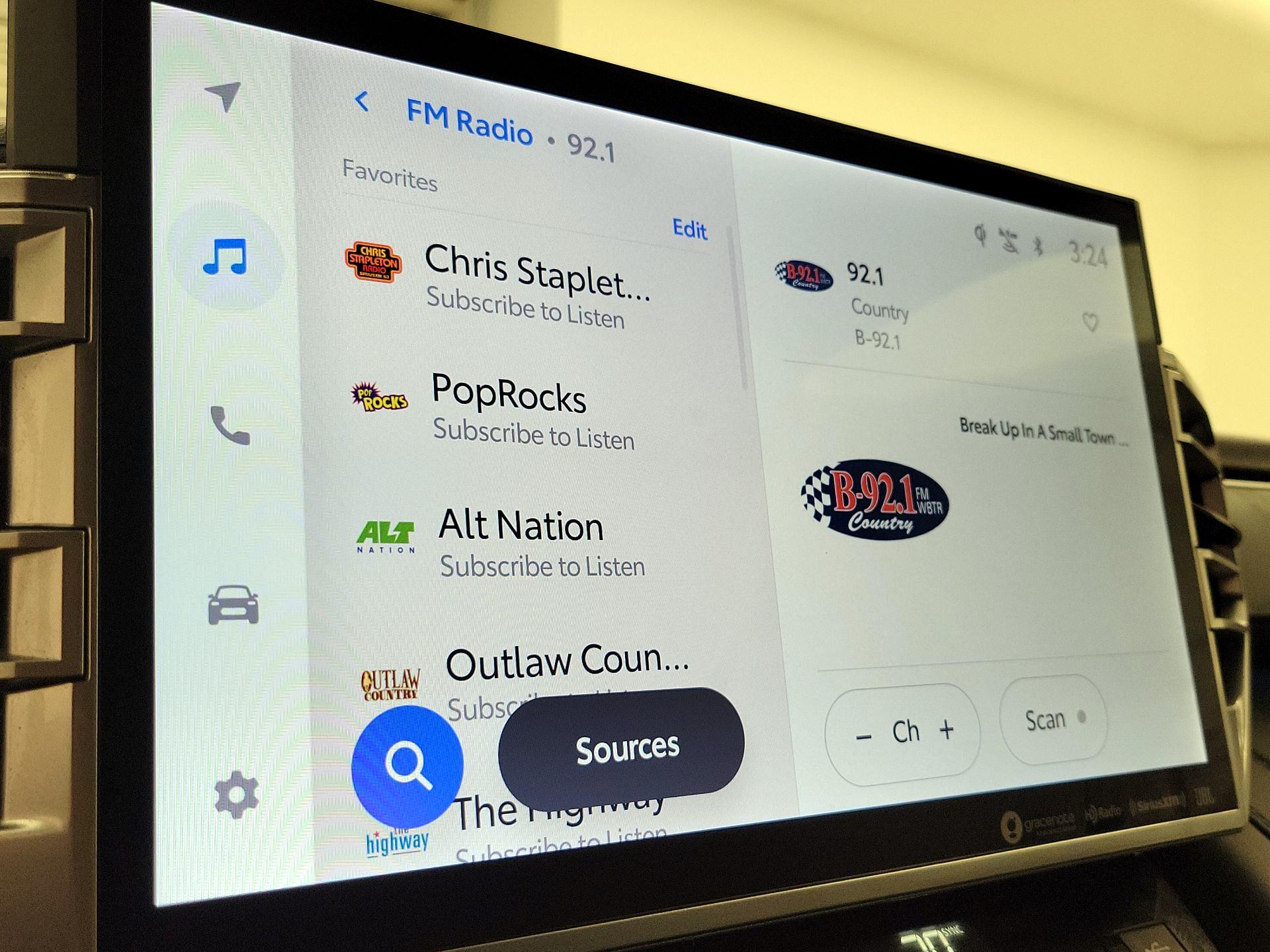Thumbnail: 2023 Toyota Tundra - 15