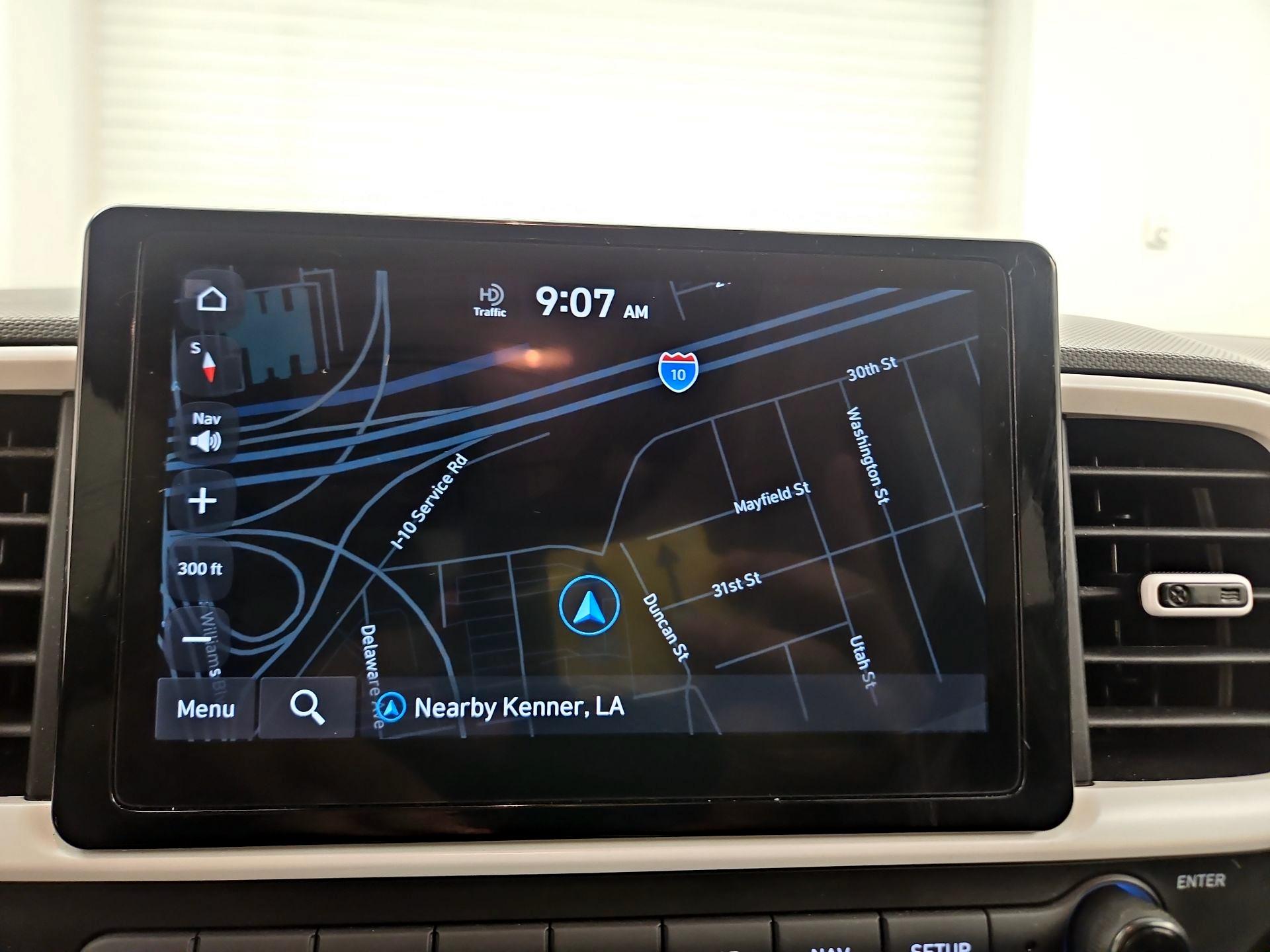 Thumbnail: 2023 Hyundai Venue - 15