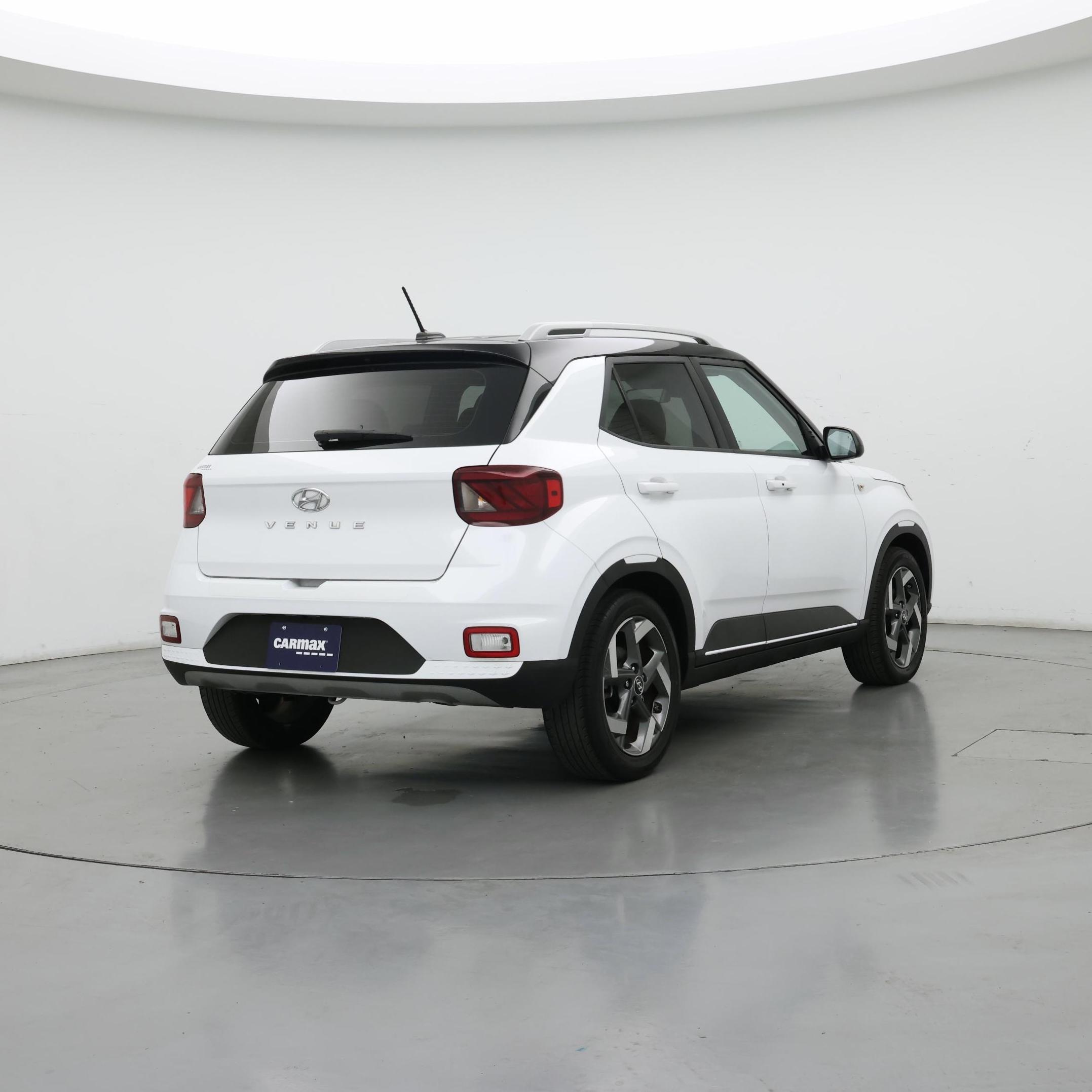 Thumbnail: 2023 Hyundai Venue - 8
