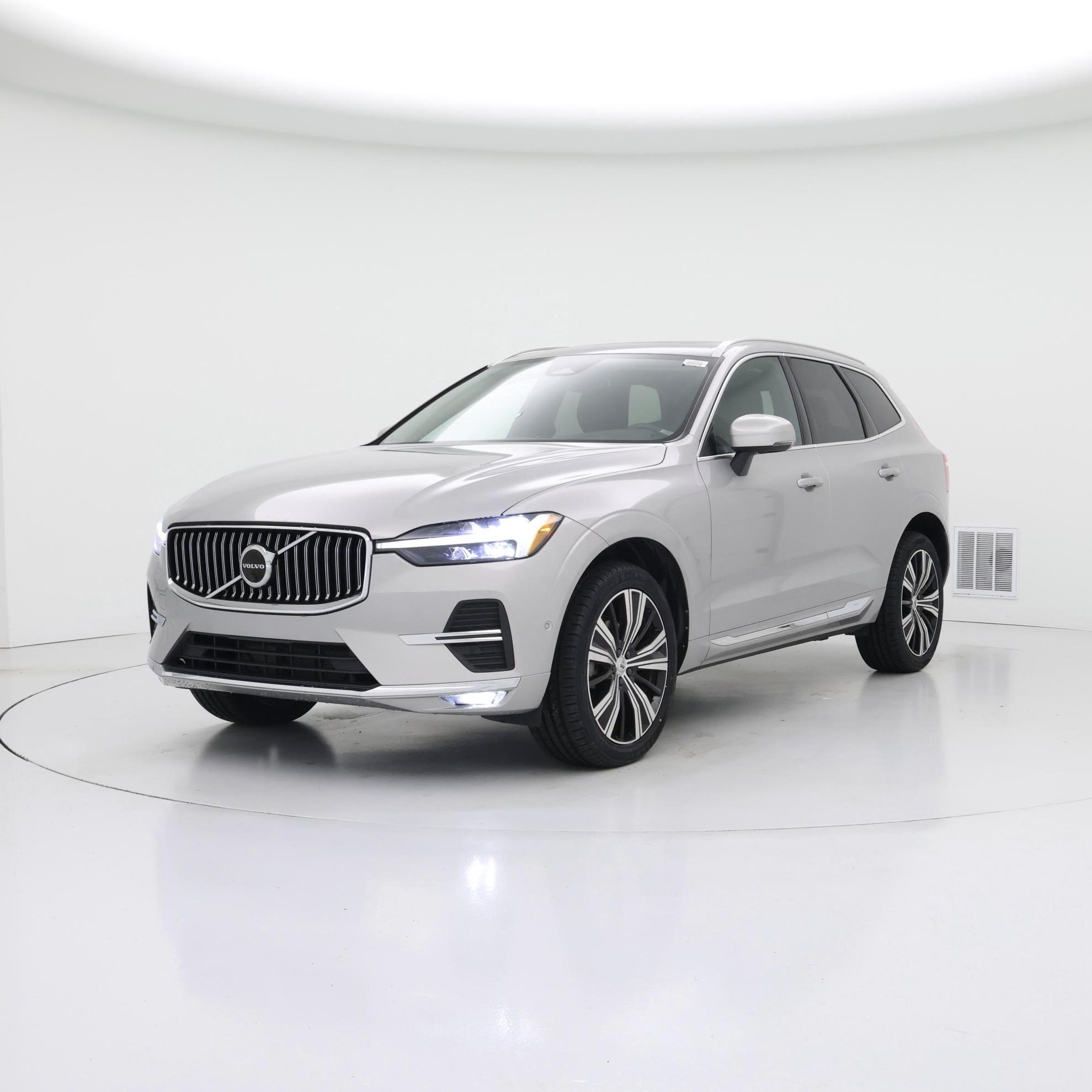 Thumbnail: 2023 Volvo XC60 - 4