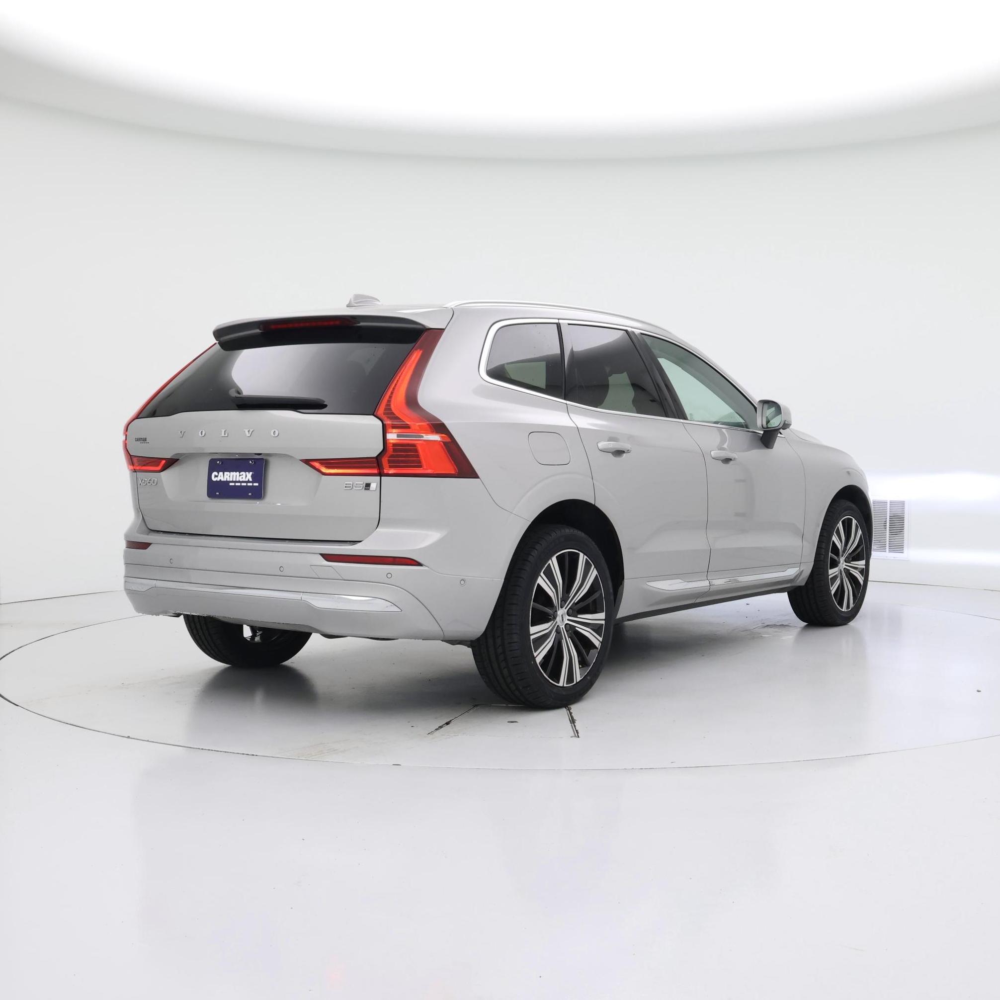 Thumbnail: 2023 Volvo XC60 - 8