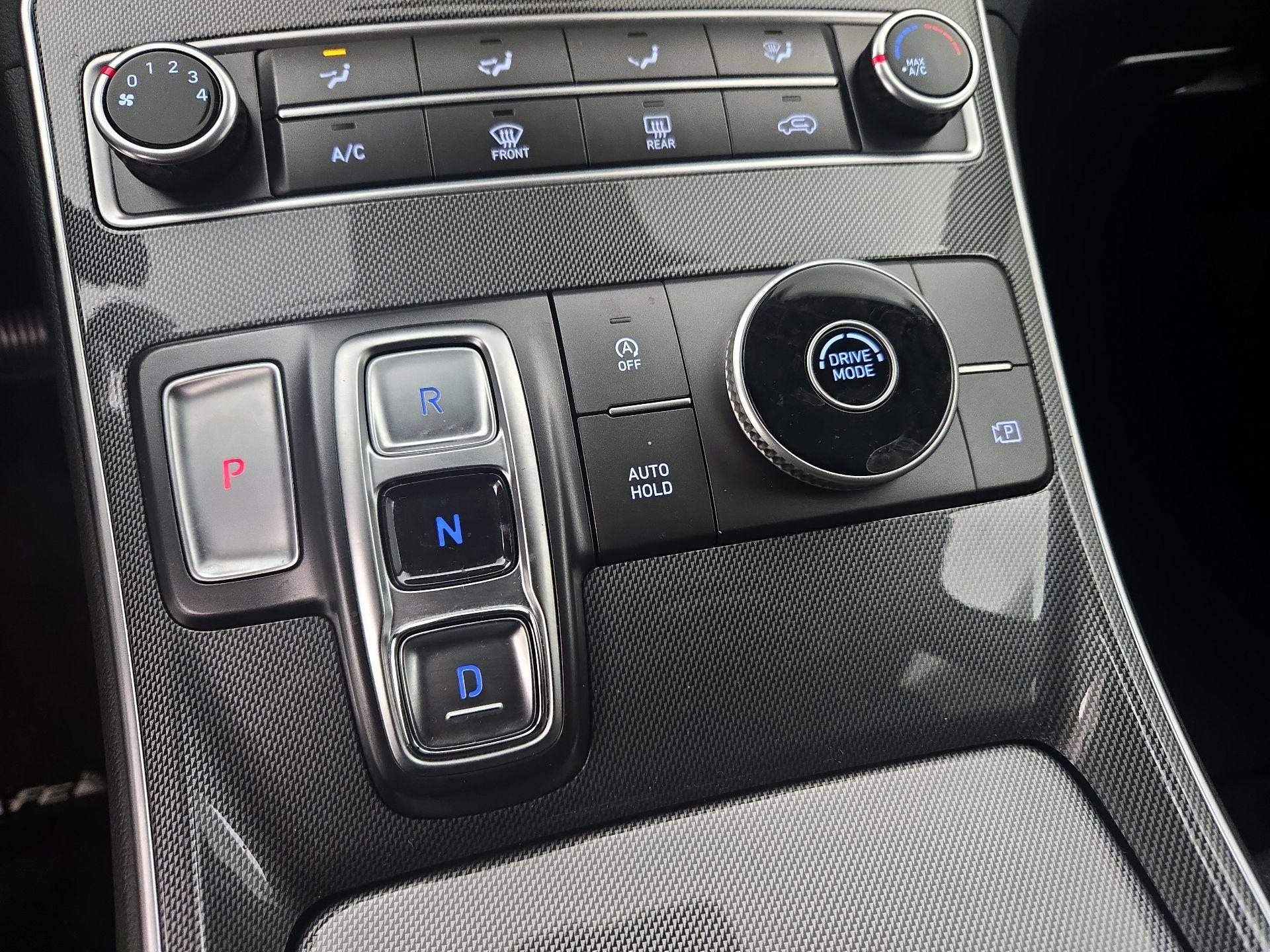 Thumbnail: 2023 Hyundai Santa Fe - 17