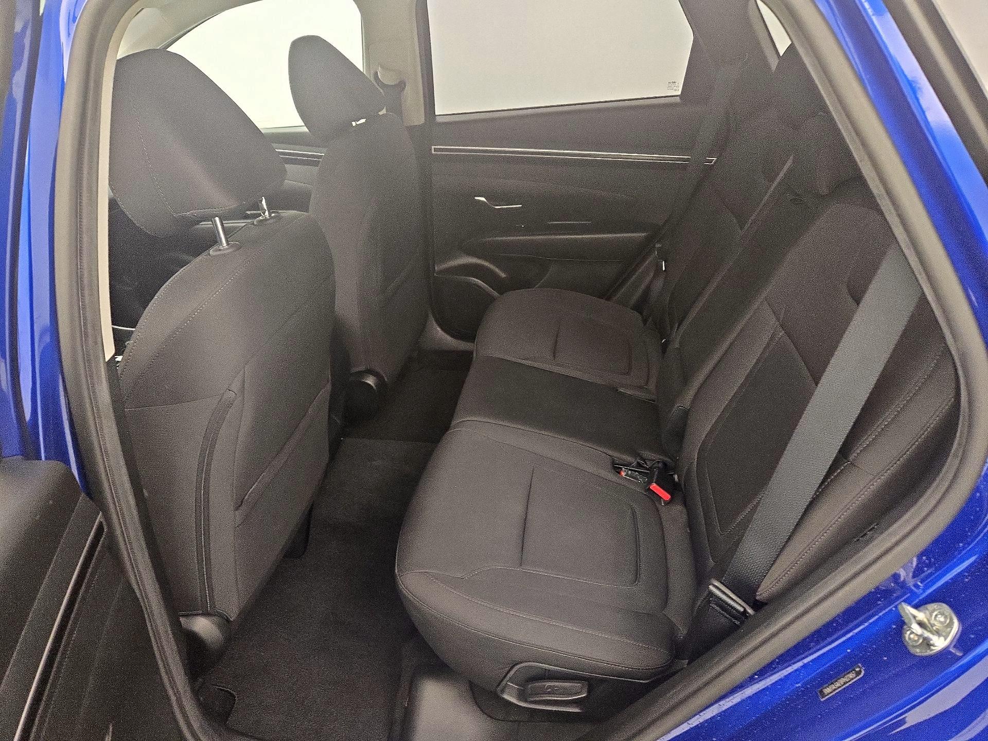 Thumbnail: 2023 Hyundai Tucson - 19