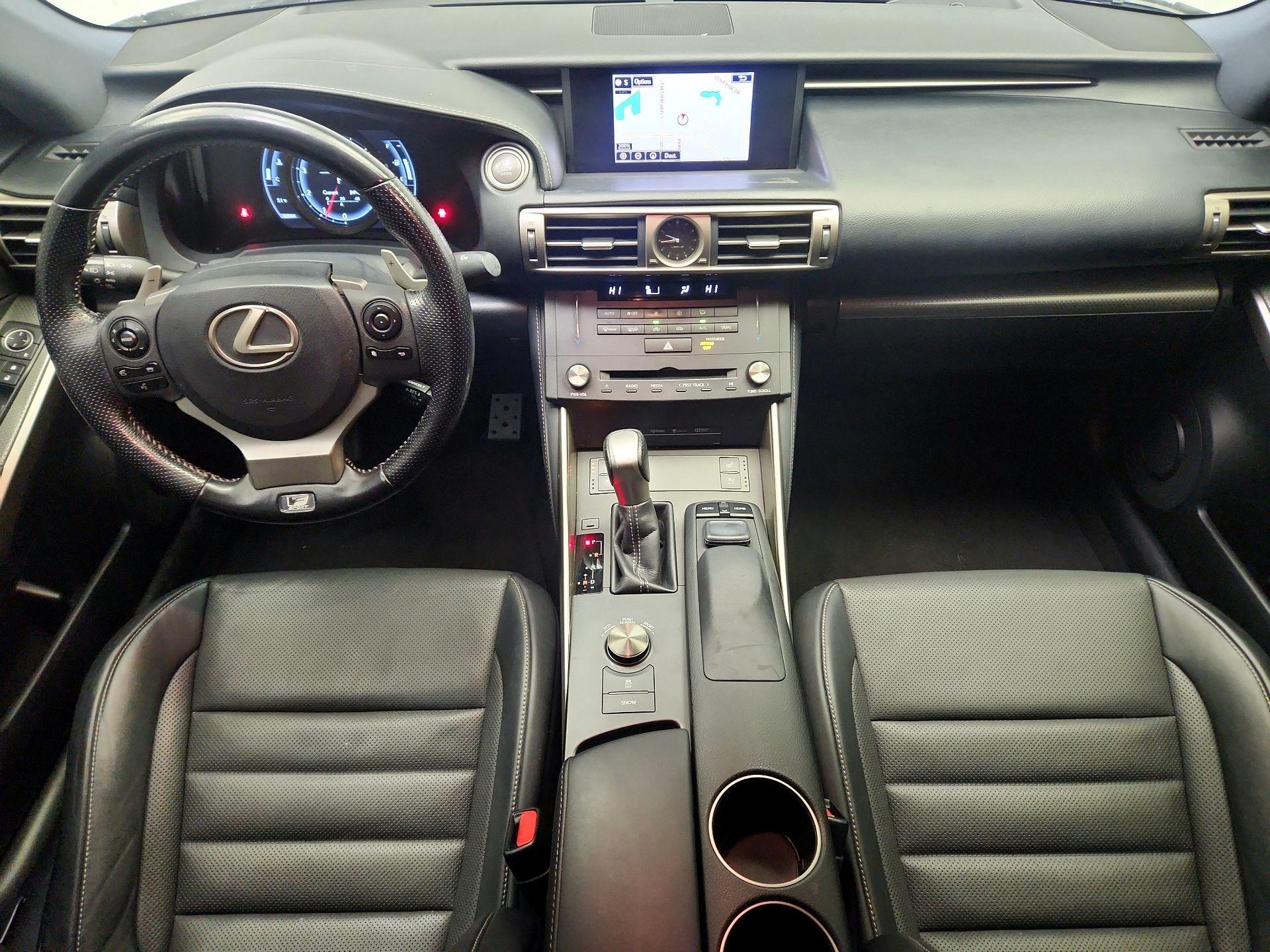 Thumbnail: 2016 Lexus IS - 9