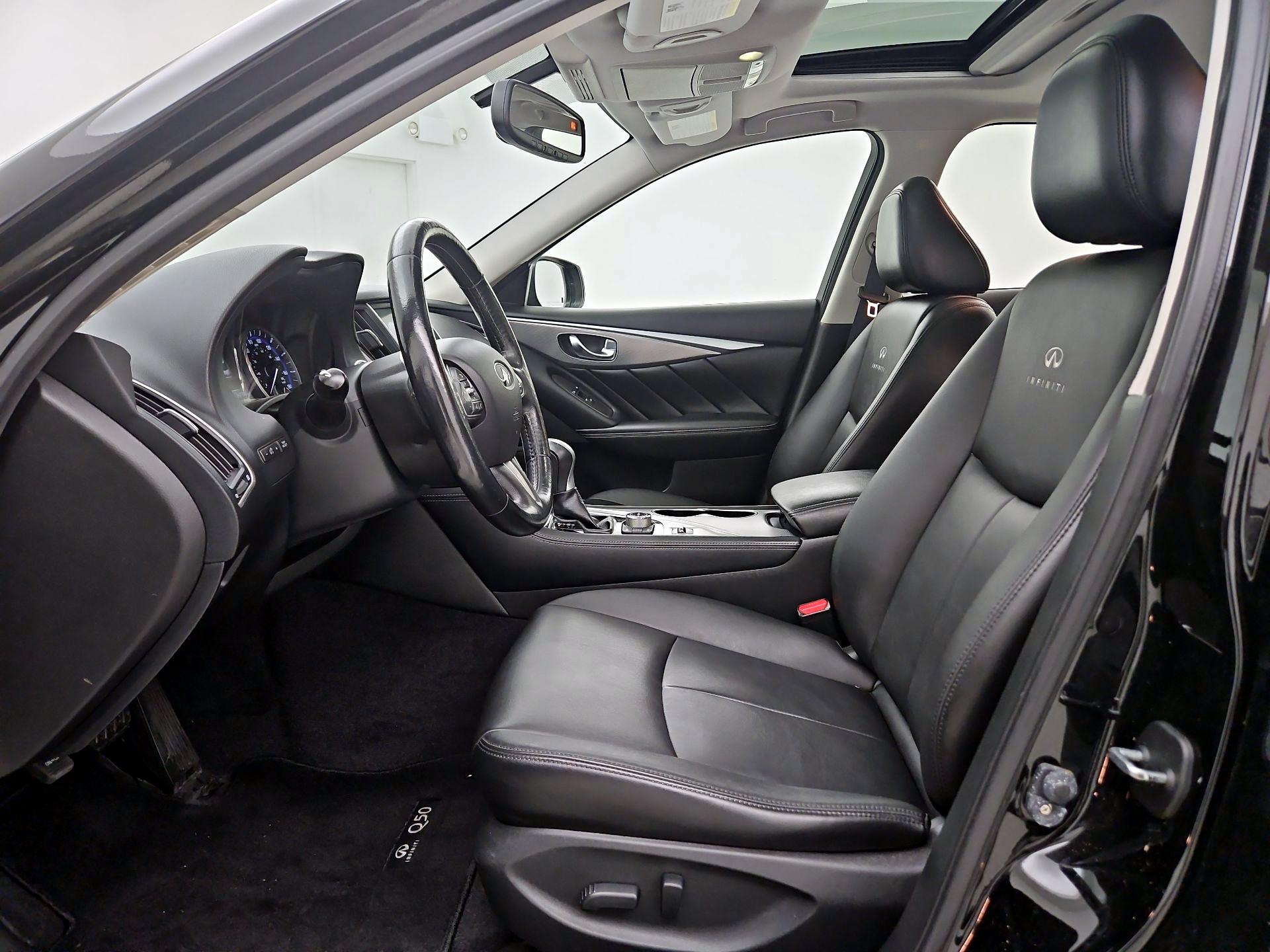 Thumbnail: 2014 INFINITI Q50 - 11