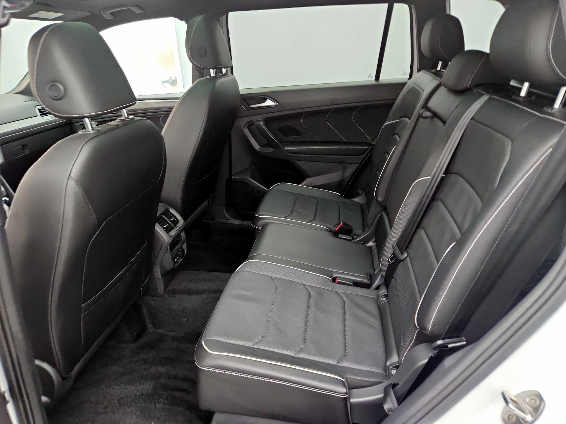 Thumbnail: 2022 Volkswagen Tiguan - 20