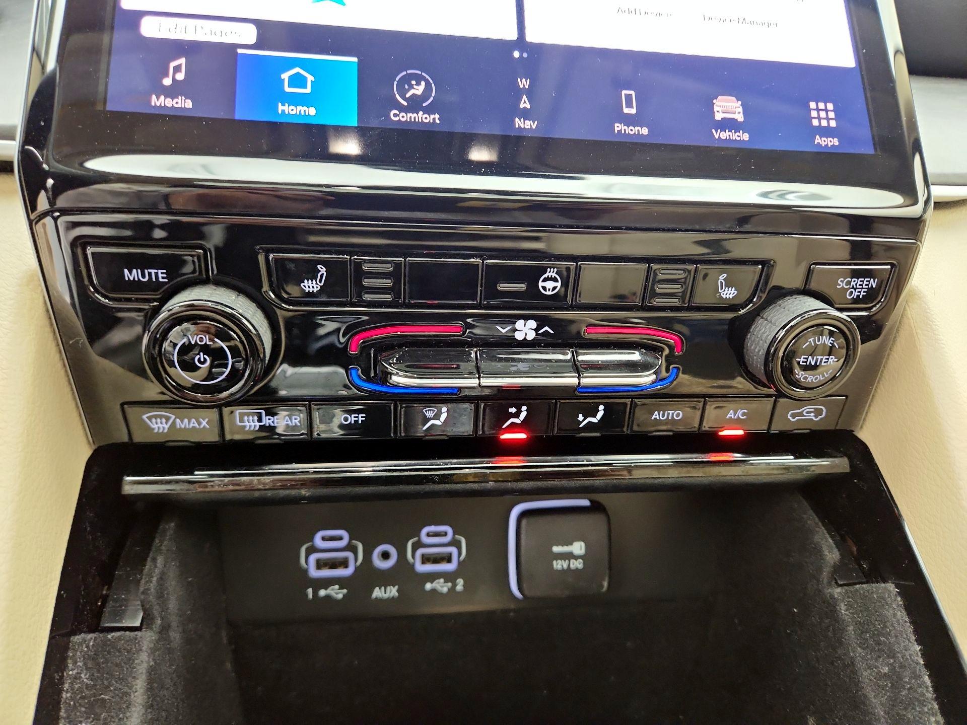 Thumbnail: 2022 Jeep Grand Cherokee L - 17