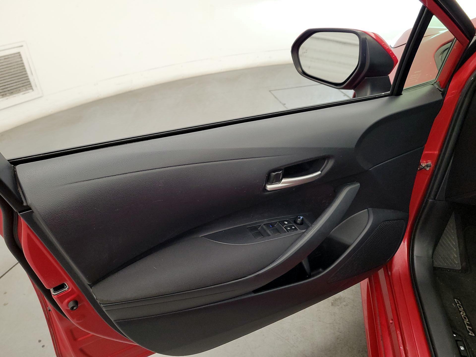 Thumbnail: 2021 Toyota Corolla - 12