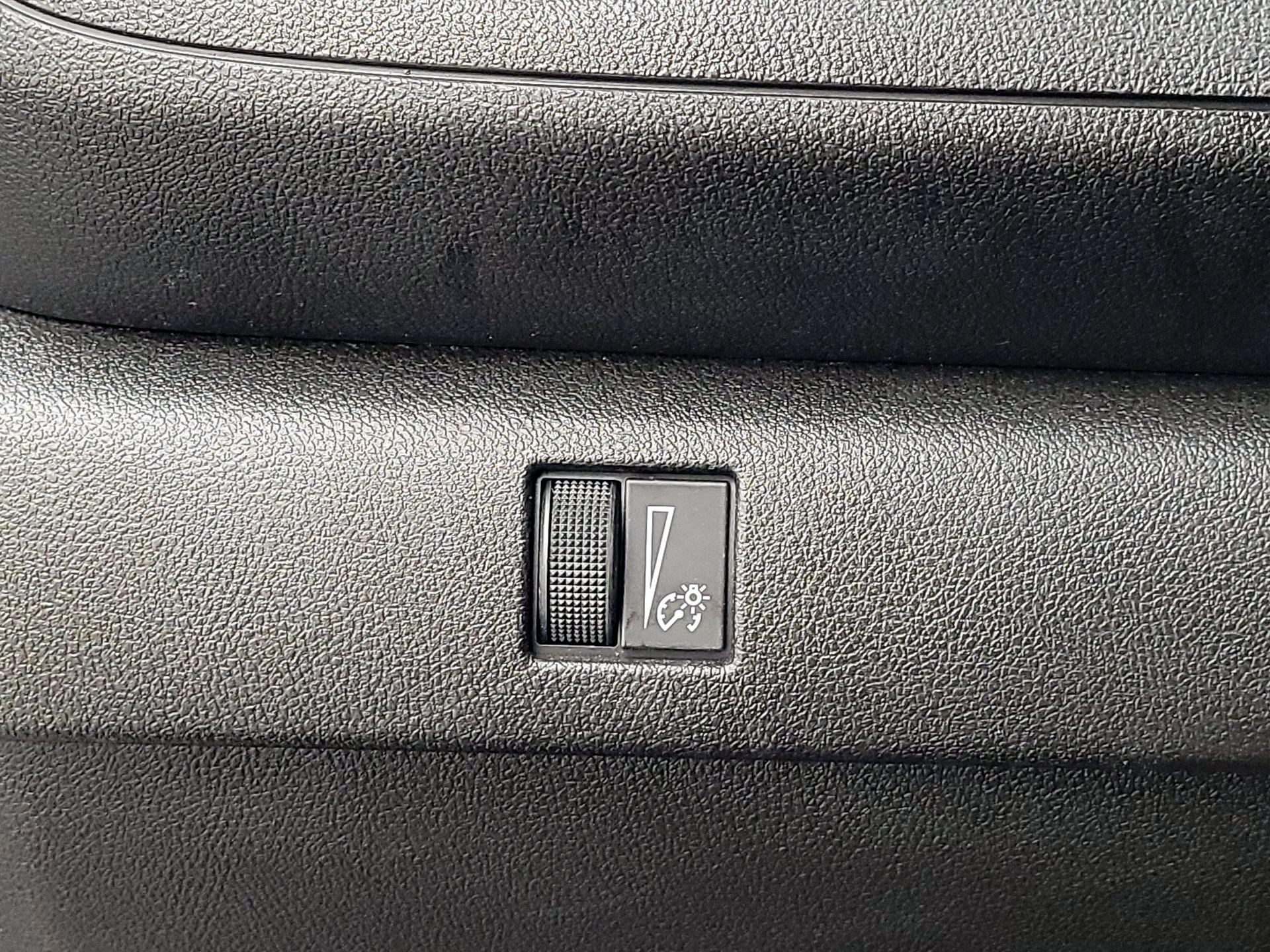 Thumbnail: 2024 Chevrolet Colorado - 13