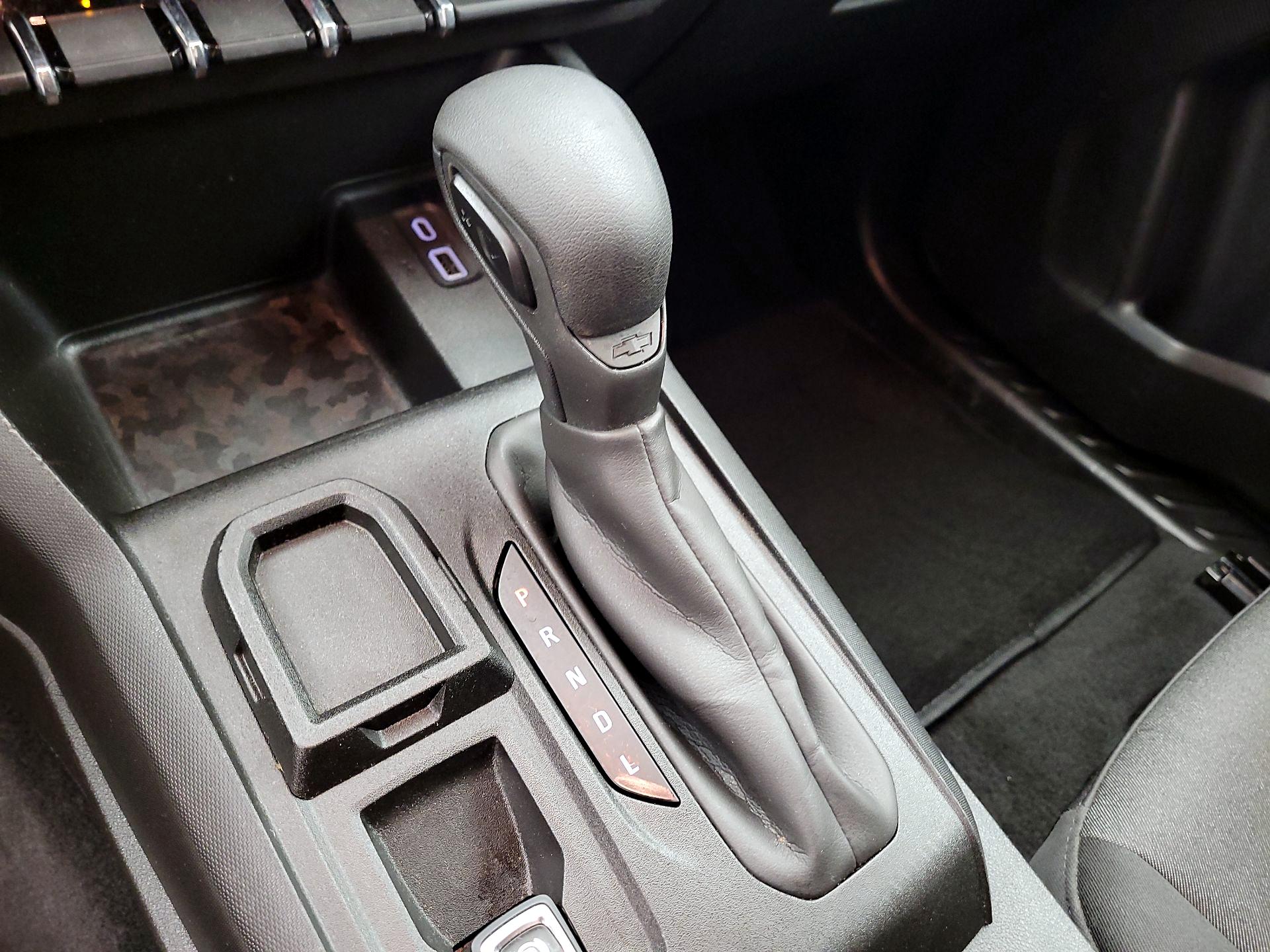 Thumbnail: 2024 Chevrolet Colorado - 17