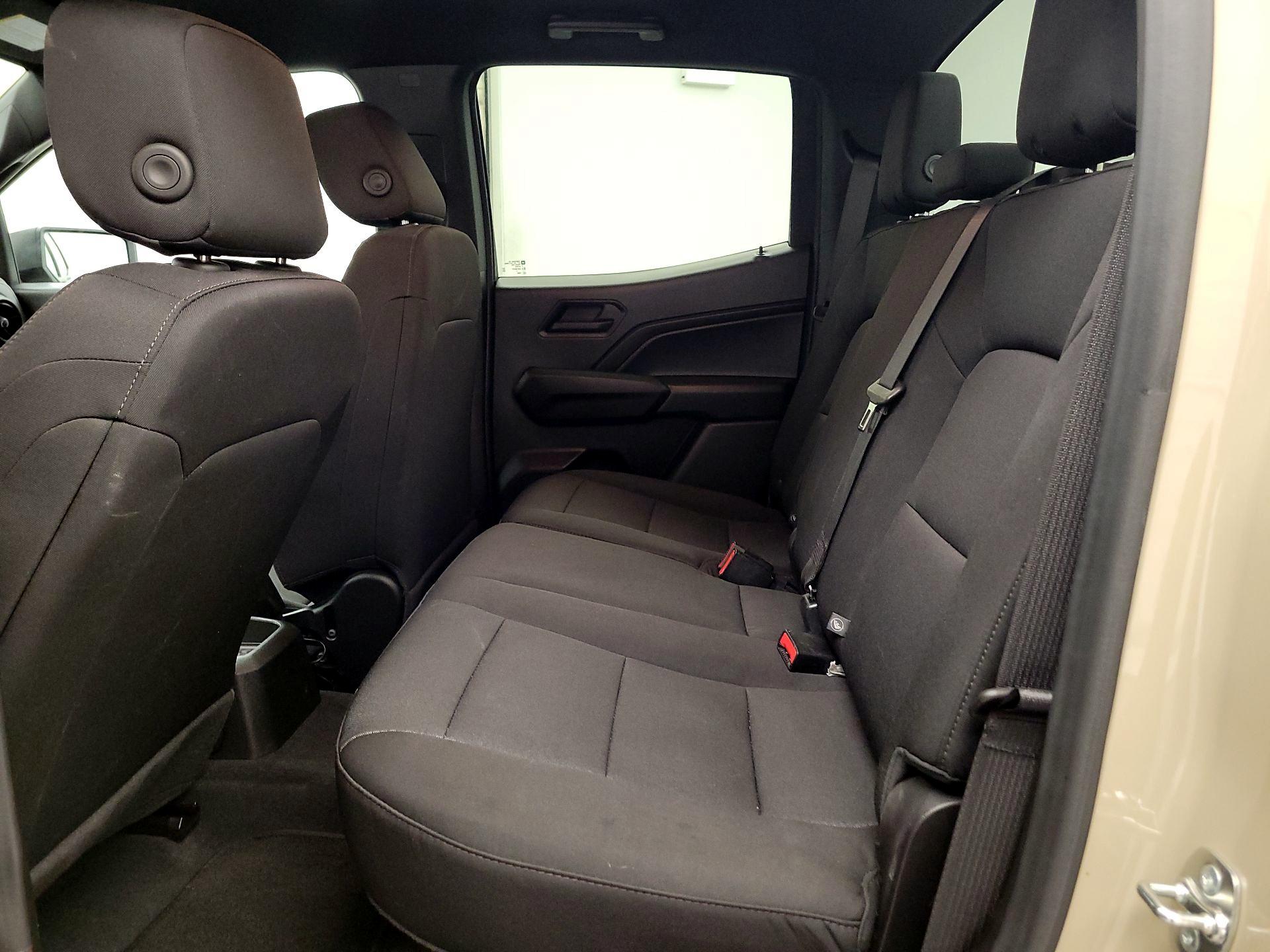 Thumbnail: 2024 Chevrolet Colorado - 19