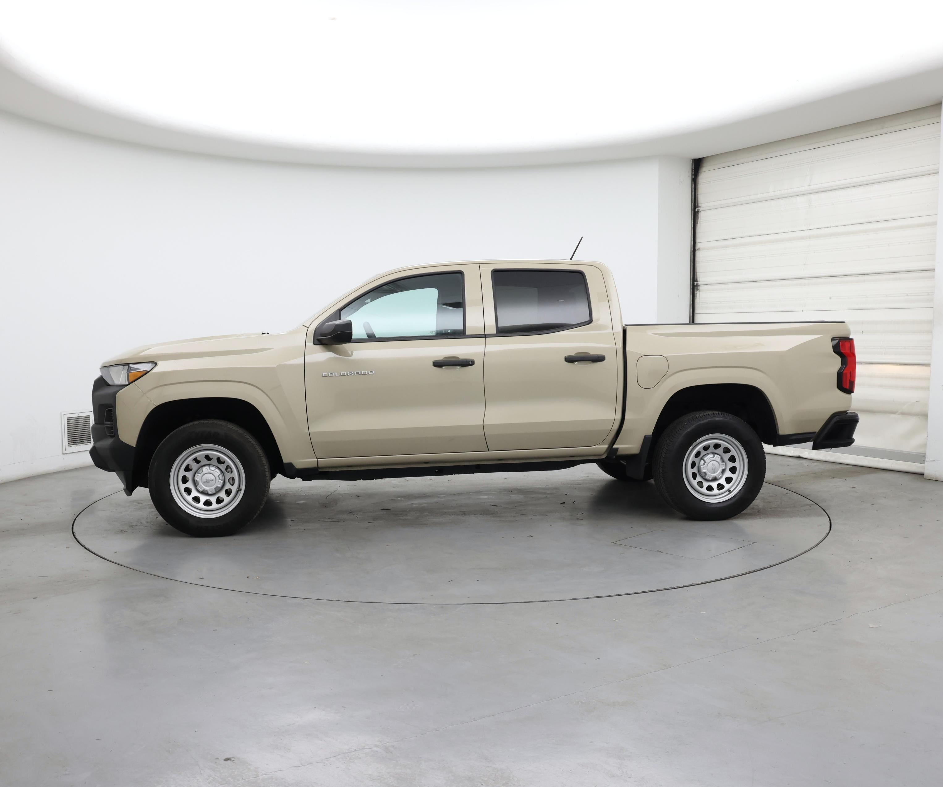 Thumbnail: 2024 Chevrolet Colorado - 3