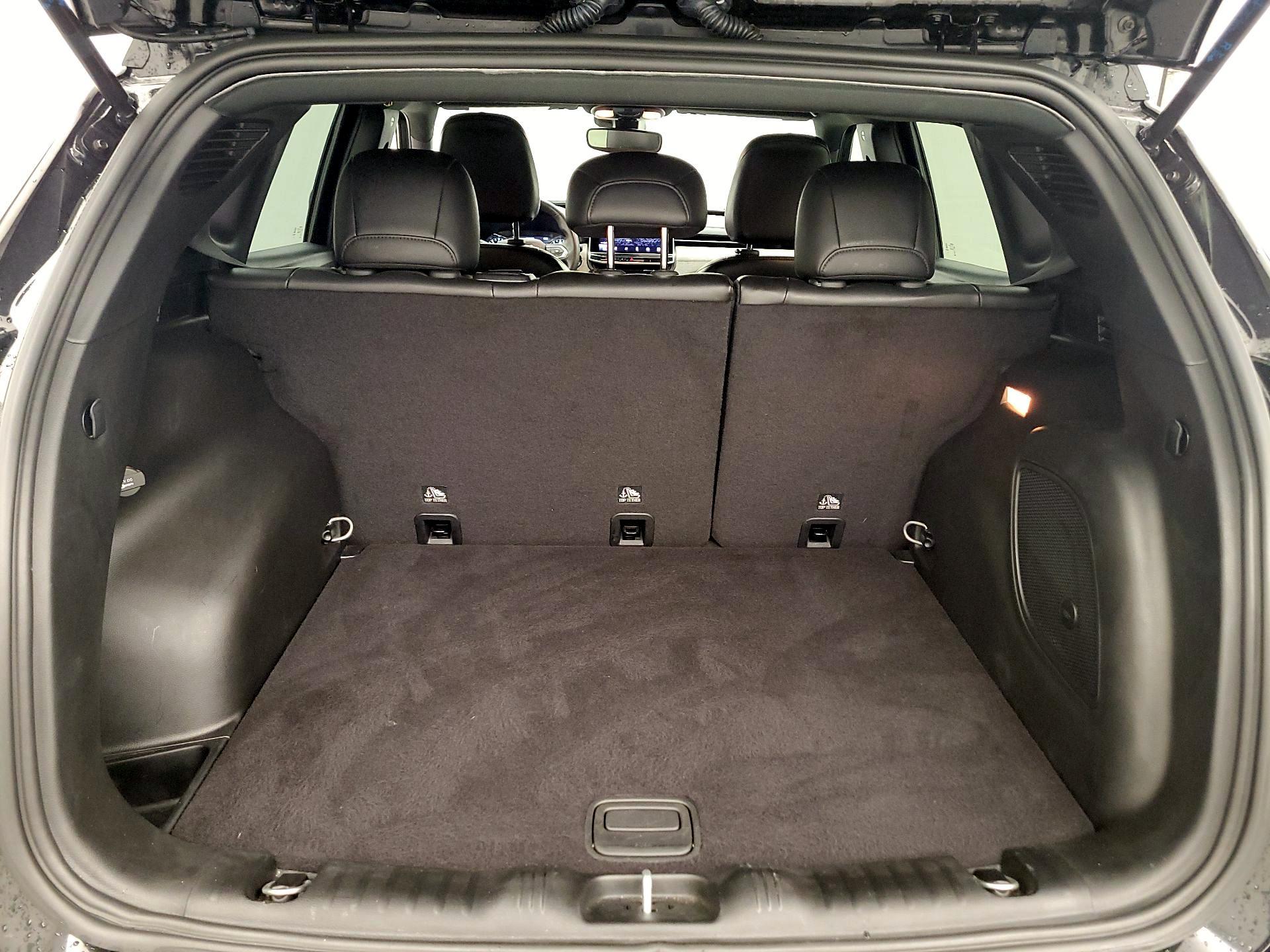 Thumbnail: 2023 Jeep Compass - 20