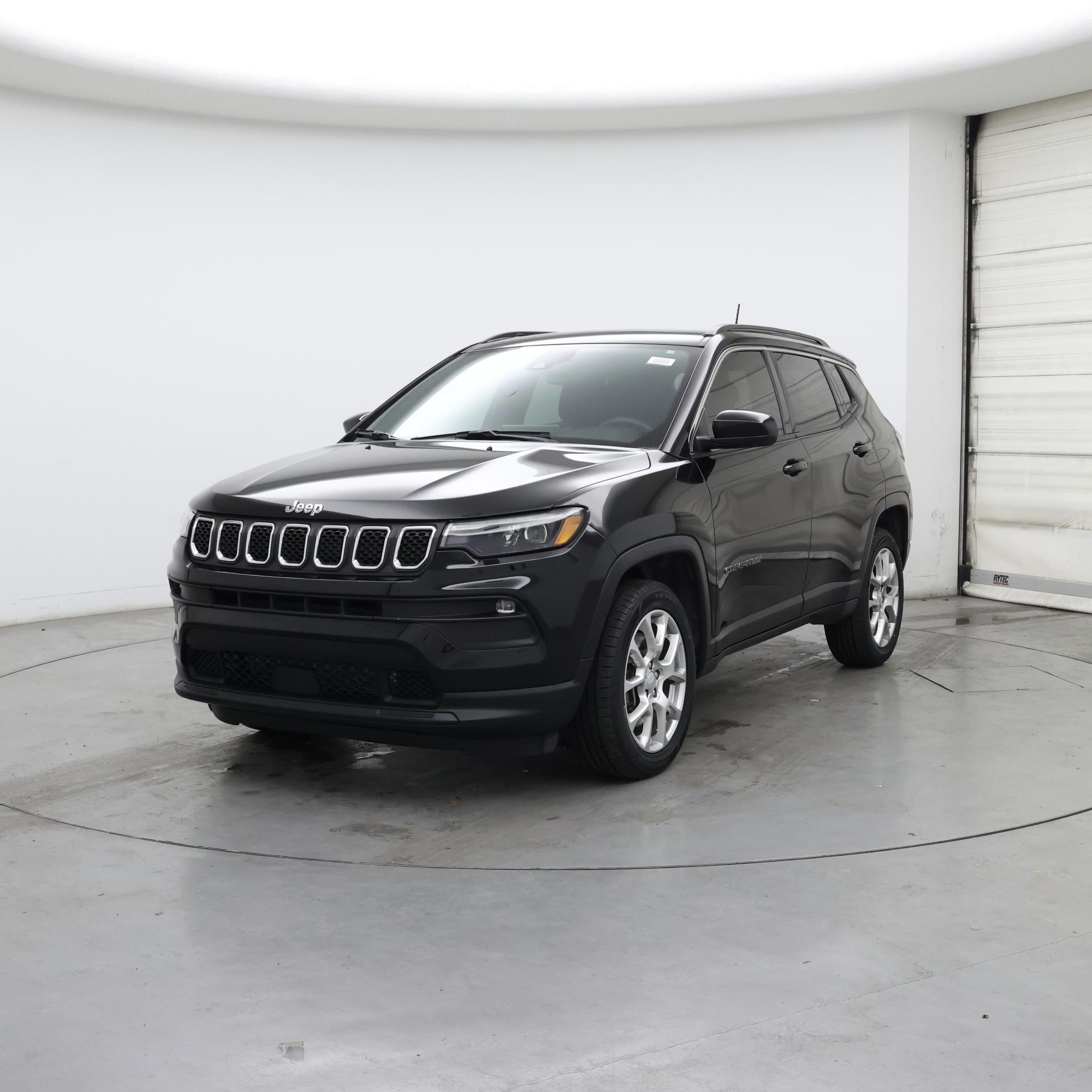 Thumbnail: 2023 Jeep Compass - 4