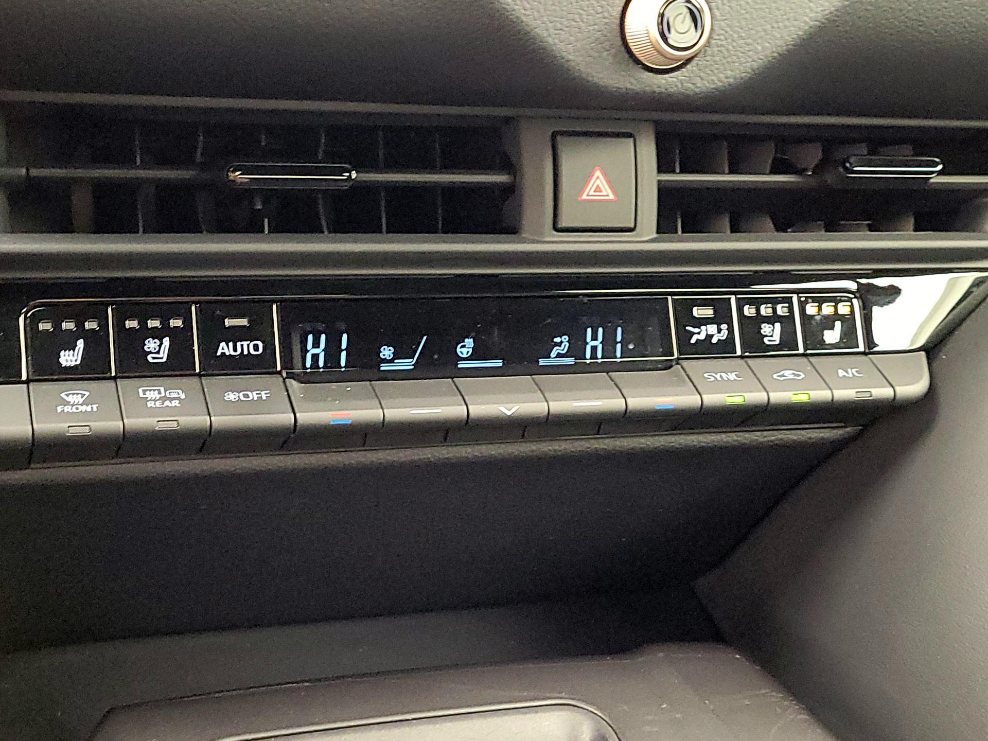 Thumbnail: 2023 Toyota Crown - 16