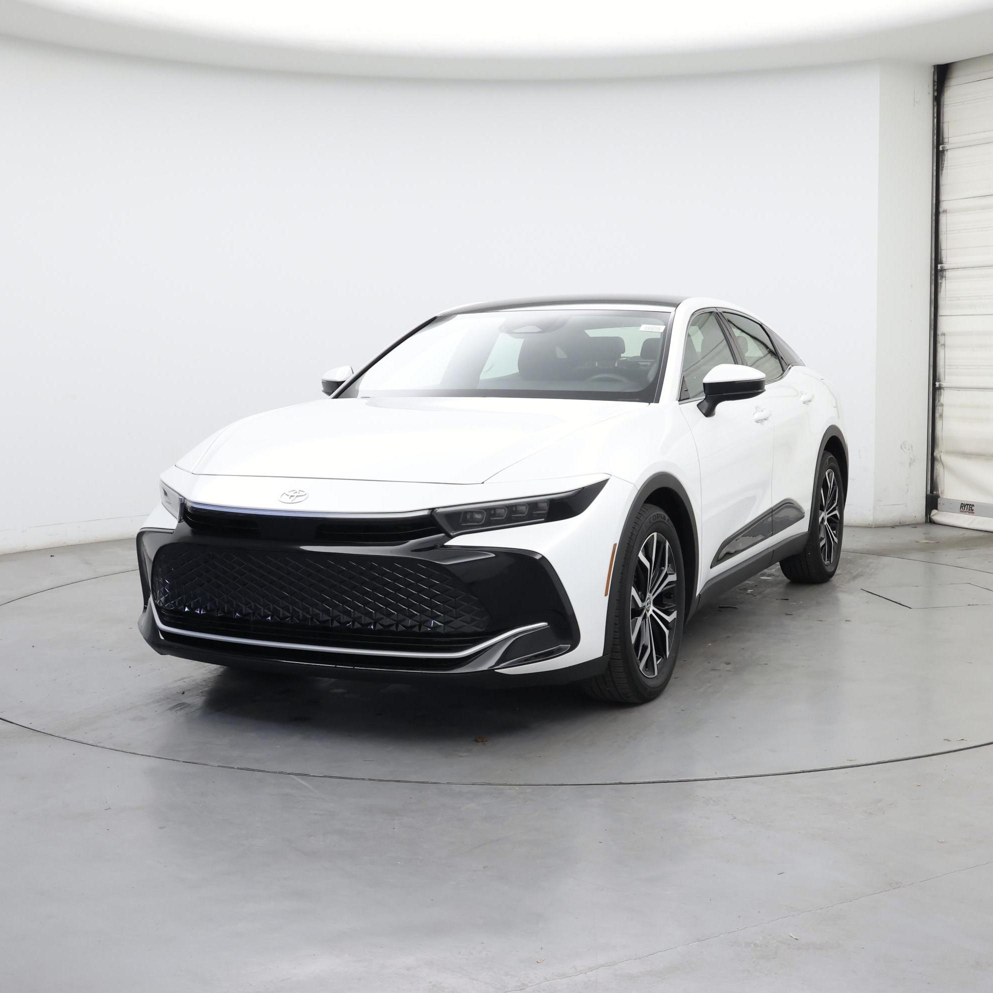 Thumbnail: 2023 Toyota Crown - 4