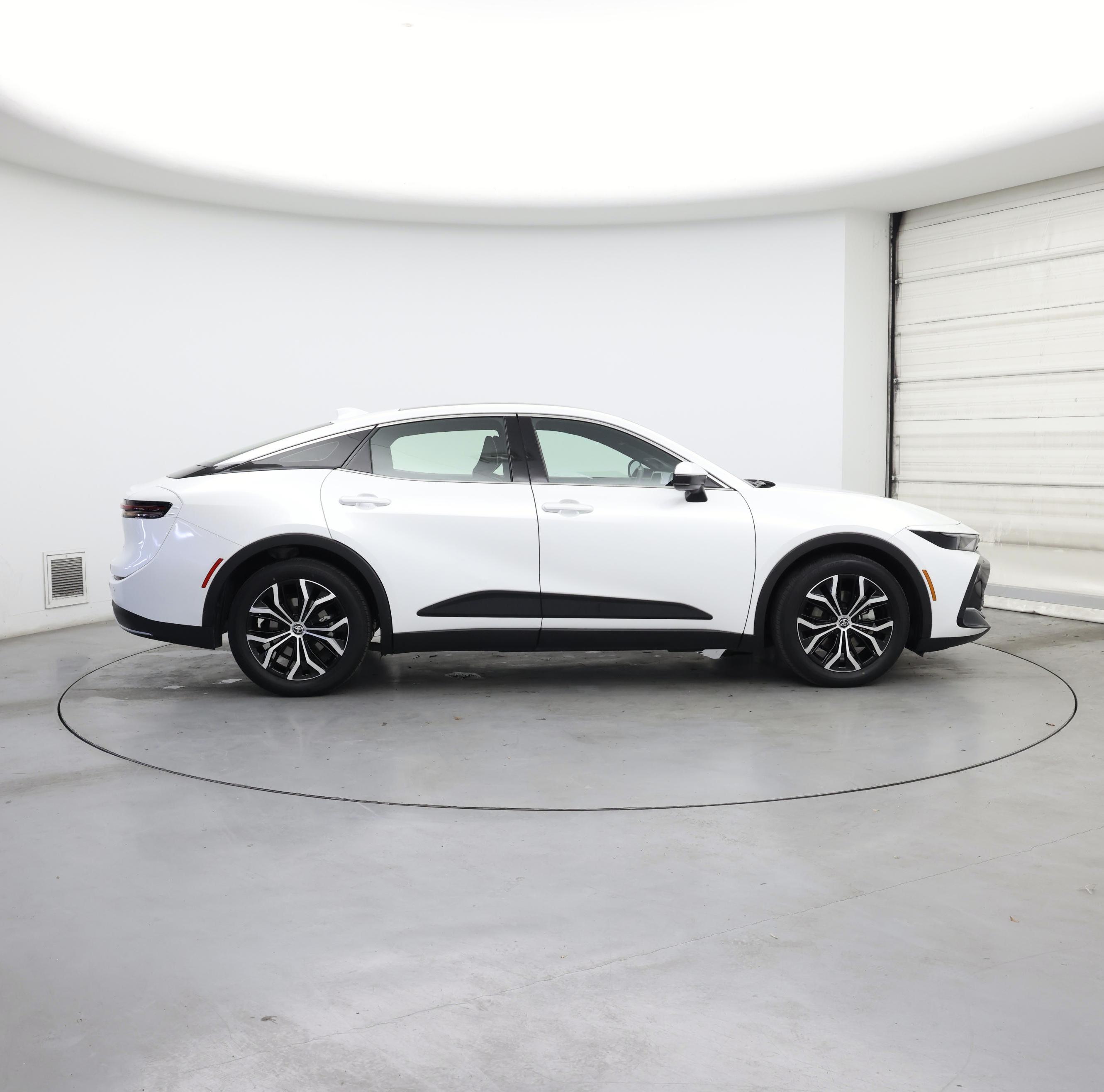 Thumbnail: 2023 Toyota Crown - 7