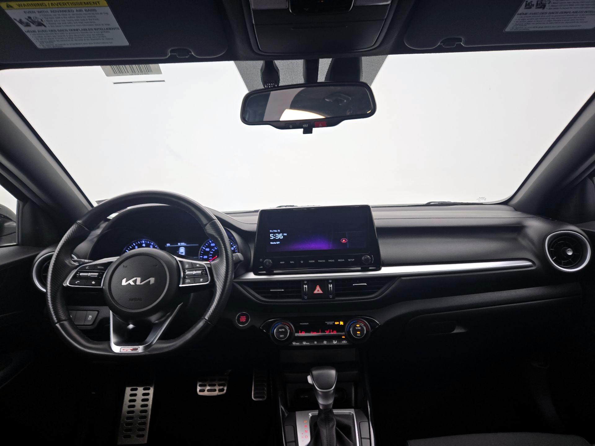 Thumbnail: 2023 Kia Forte - 9