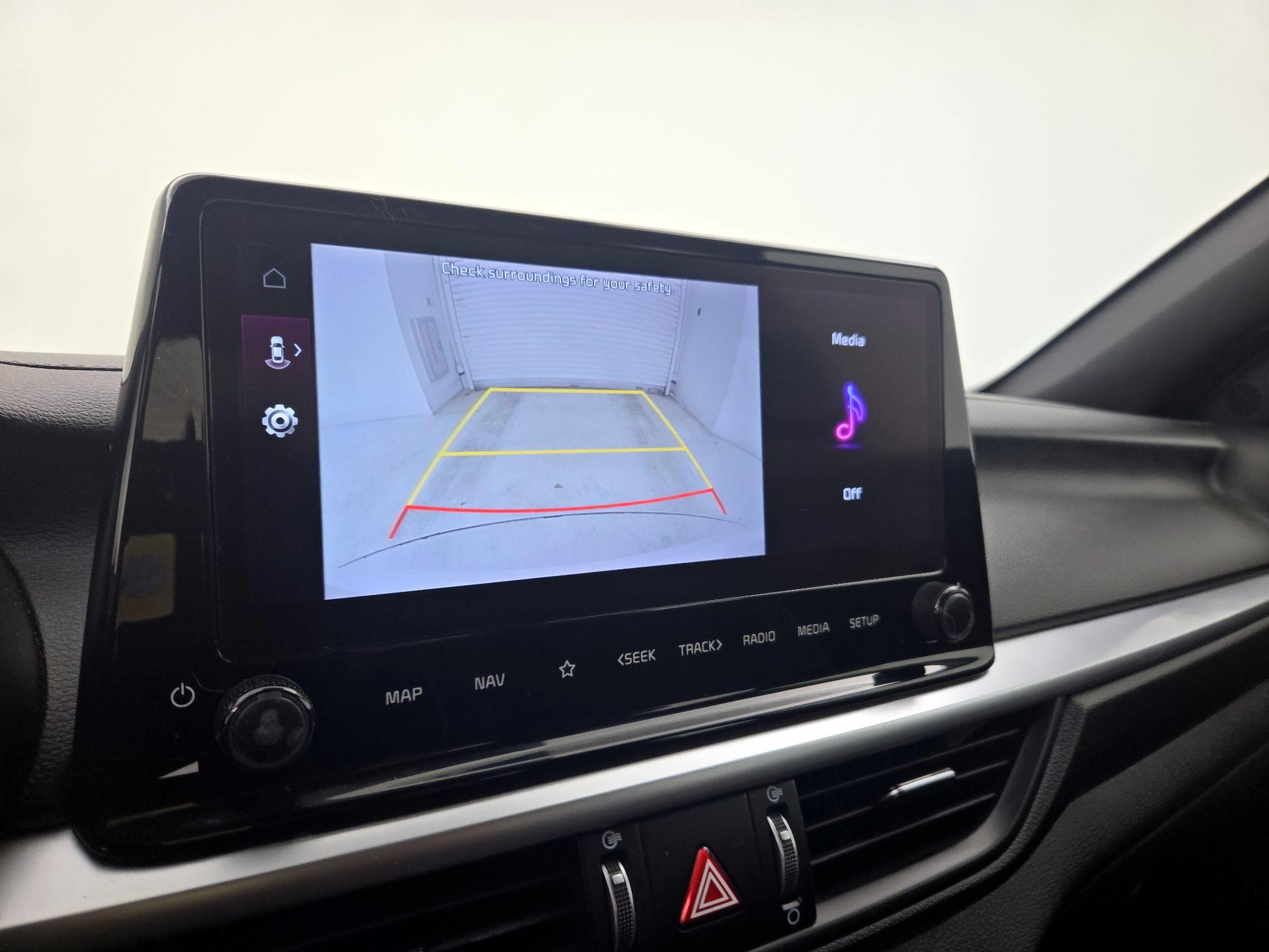 Thumbnail: 2023 Kia Forte - 14