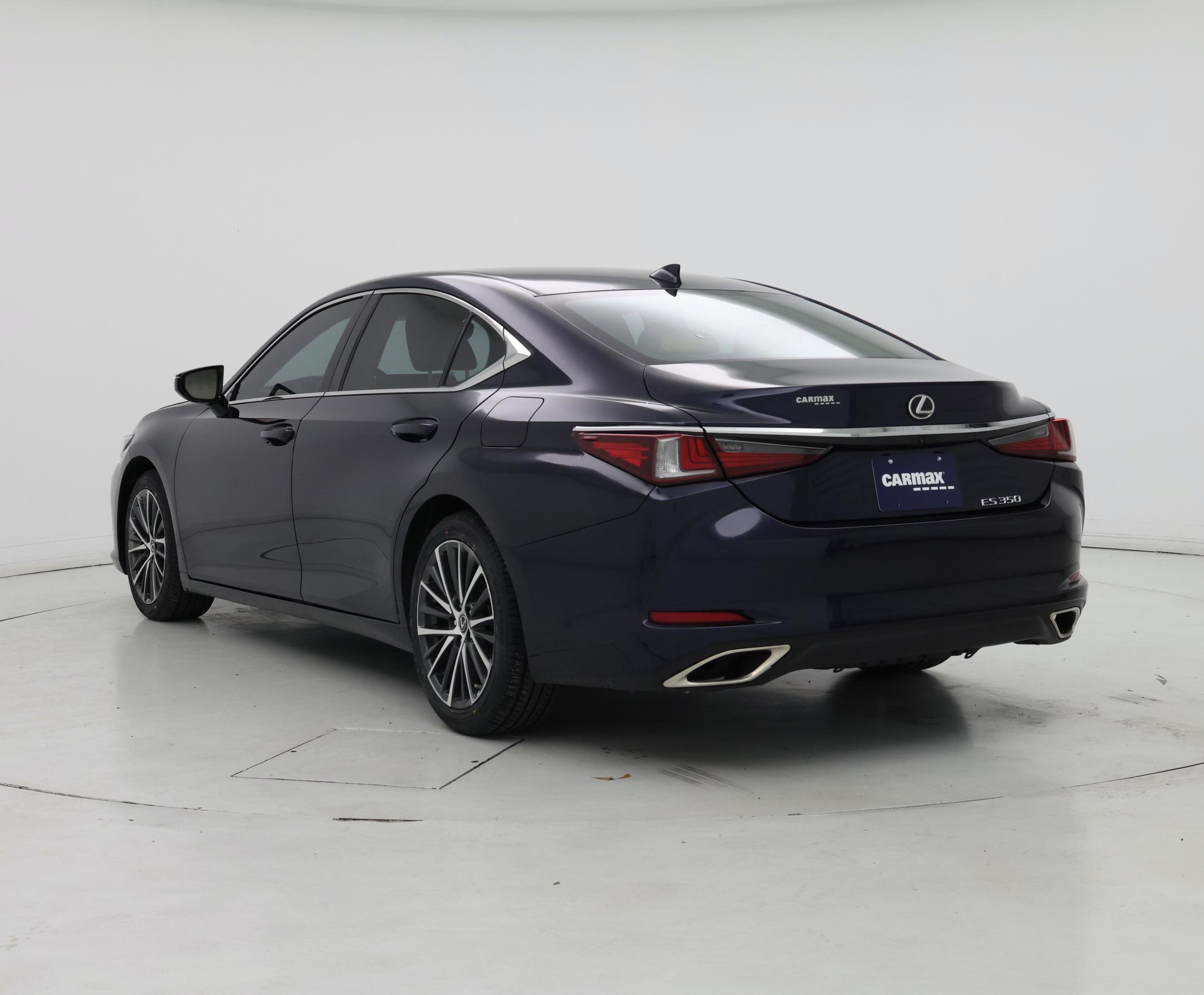 Thumbnail: 2022 Lexus ES - 2