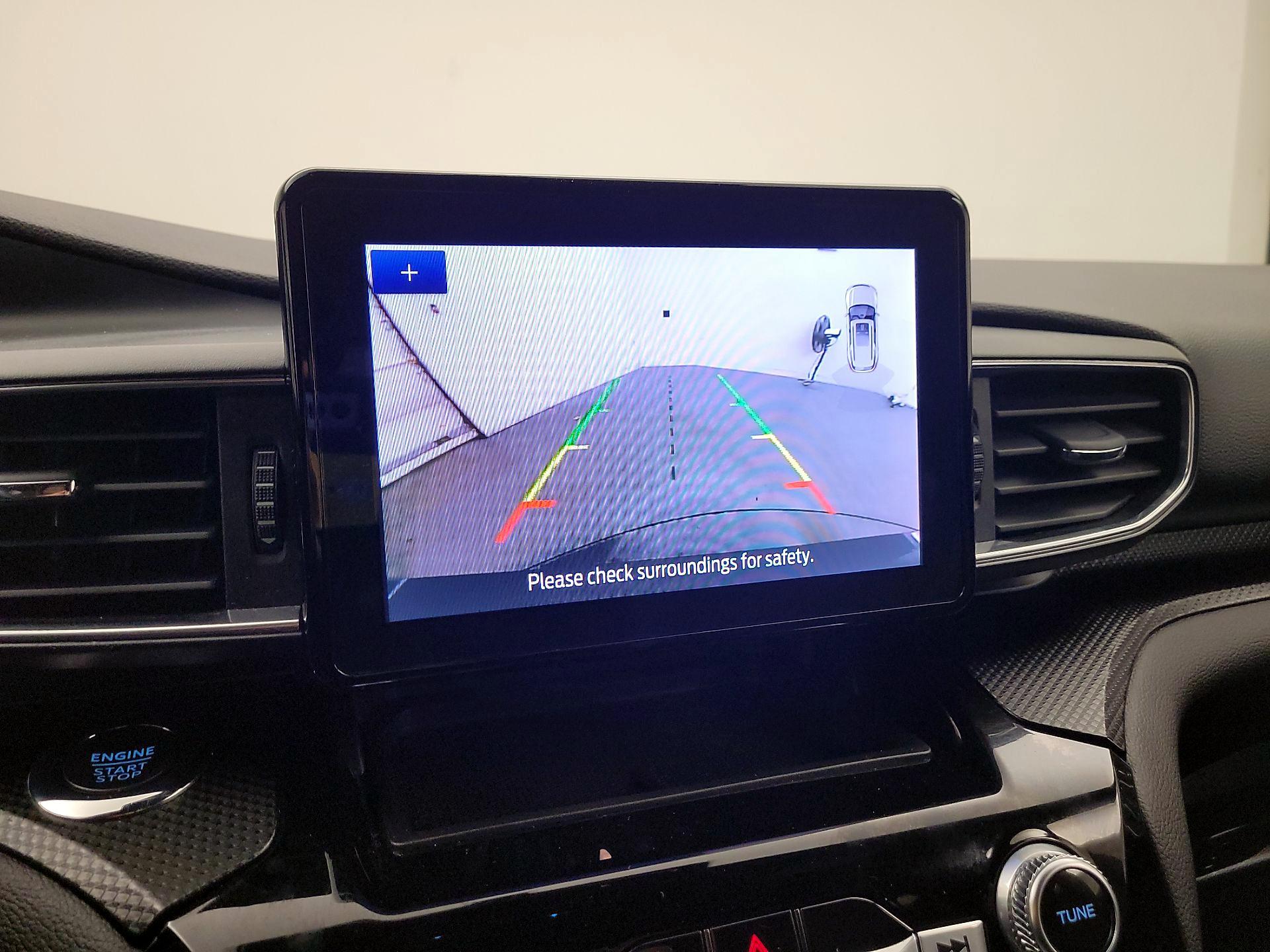 Thumbnail: 2022 Ford Explorer - 14