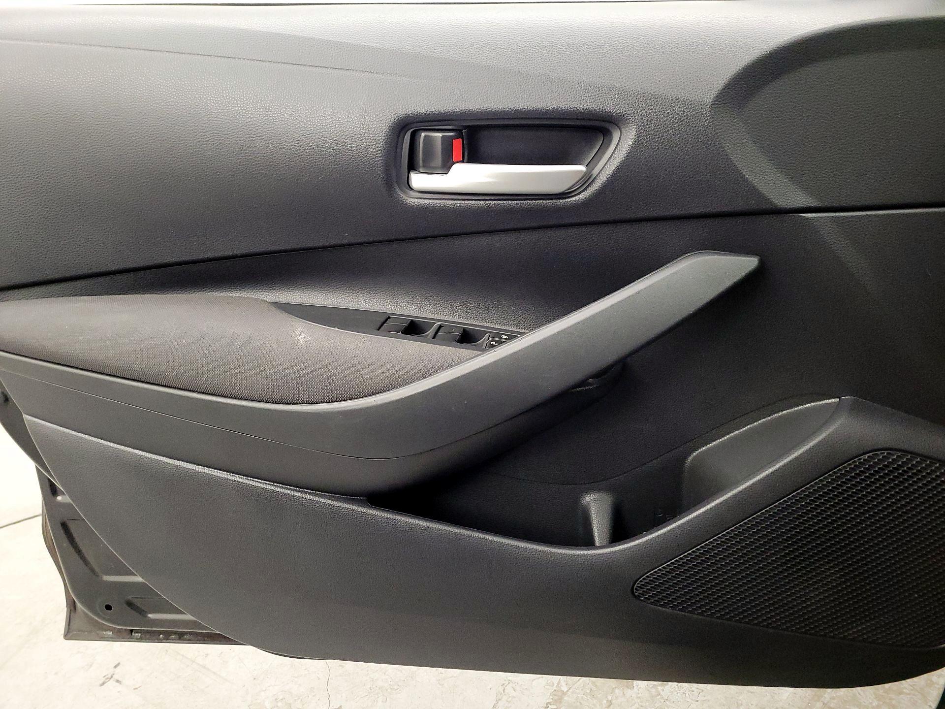 Thumbnail: 2021 Toyota Corolla - 12