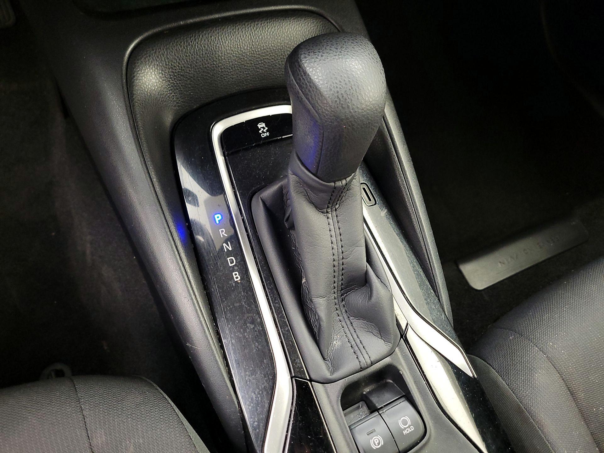 Thumbnail: 2021 Toyota Corolla - 17