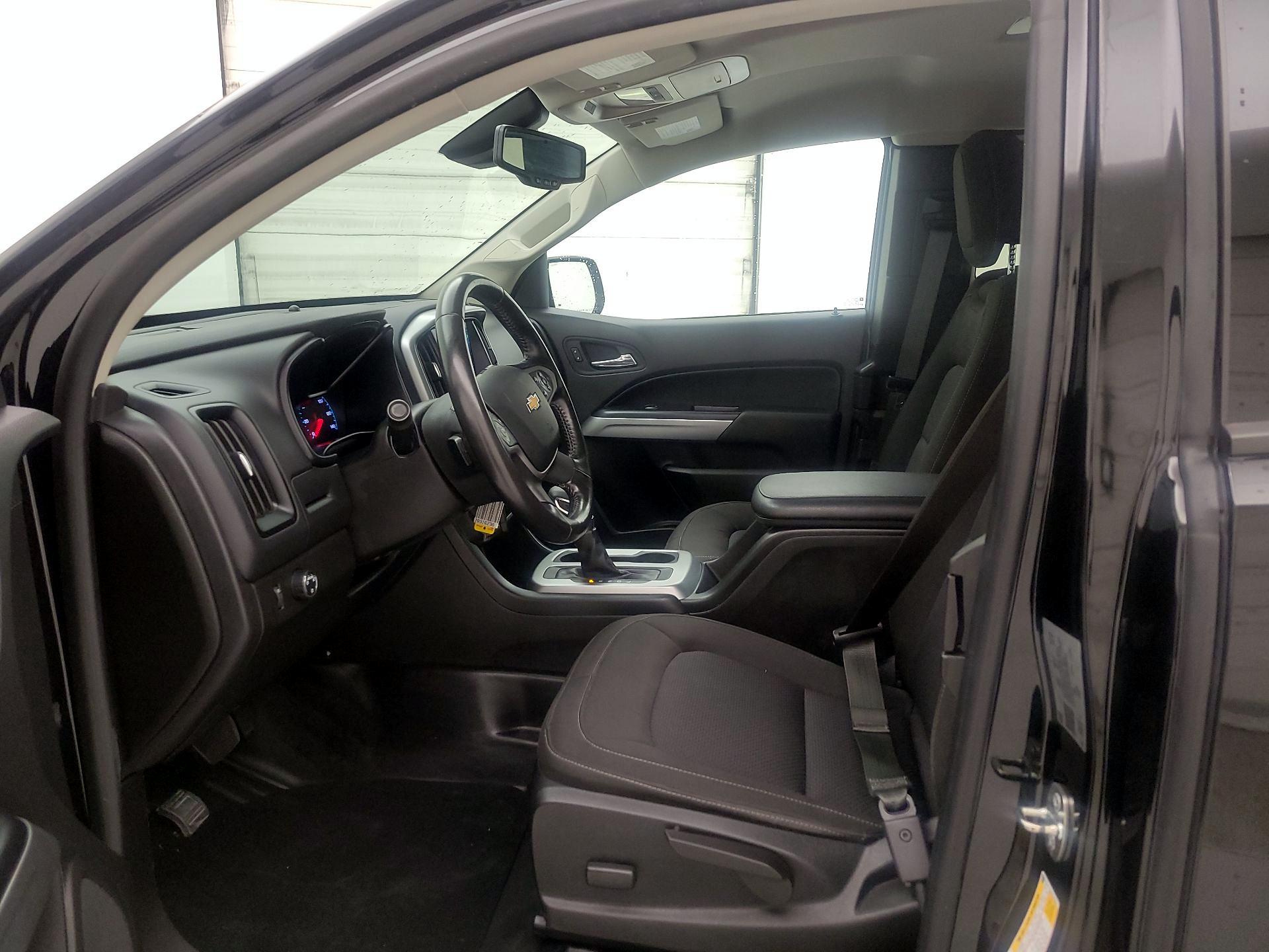 Thumbnail: 2022 Chevrolet Colorado - 11