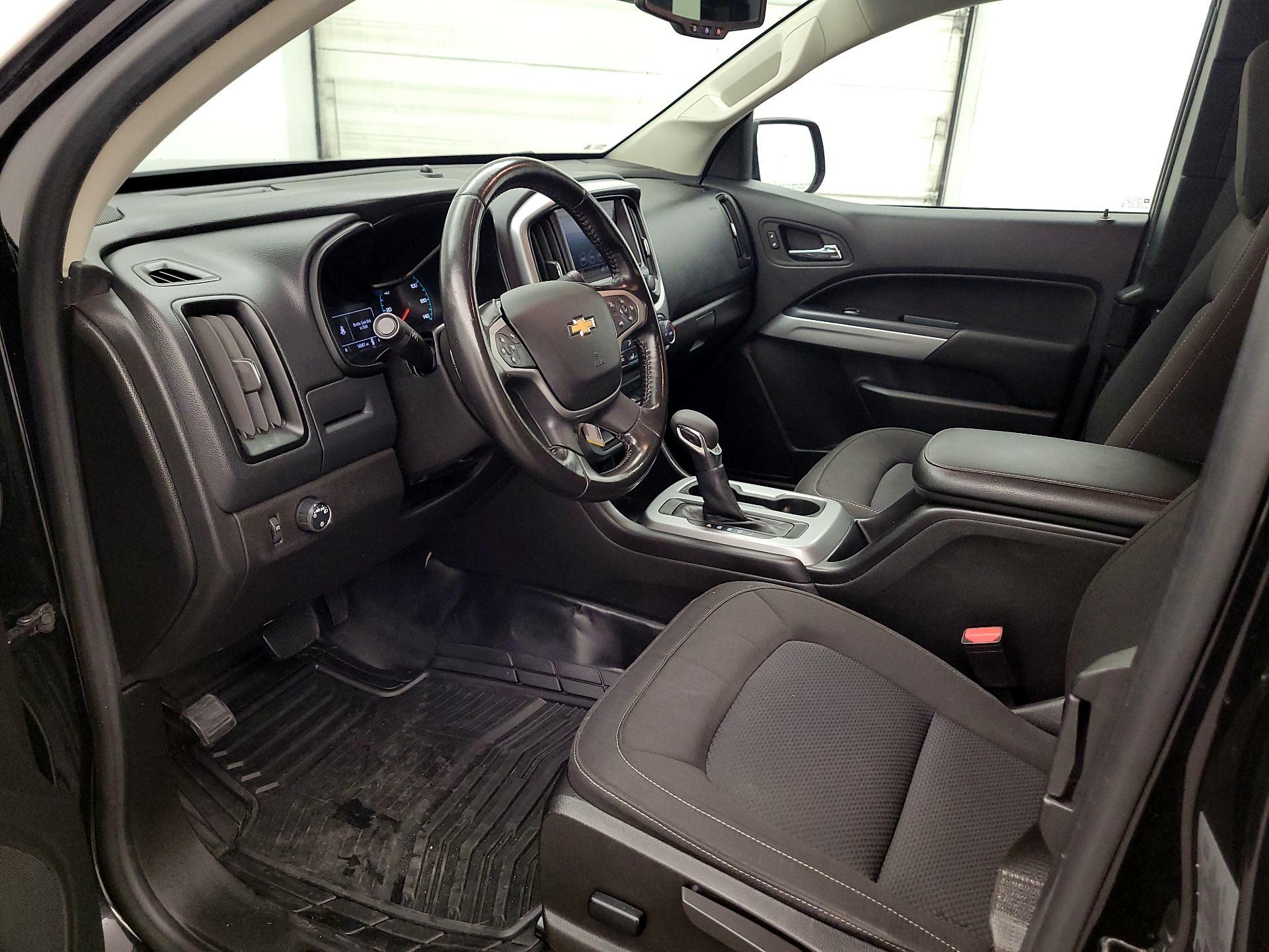 Thumbnail: 2022 Chevrolet Colorado - 11