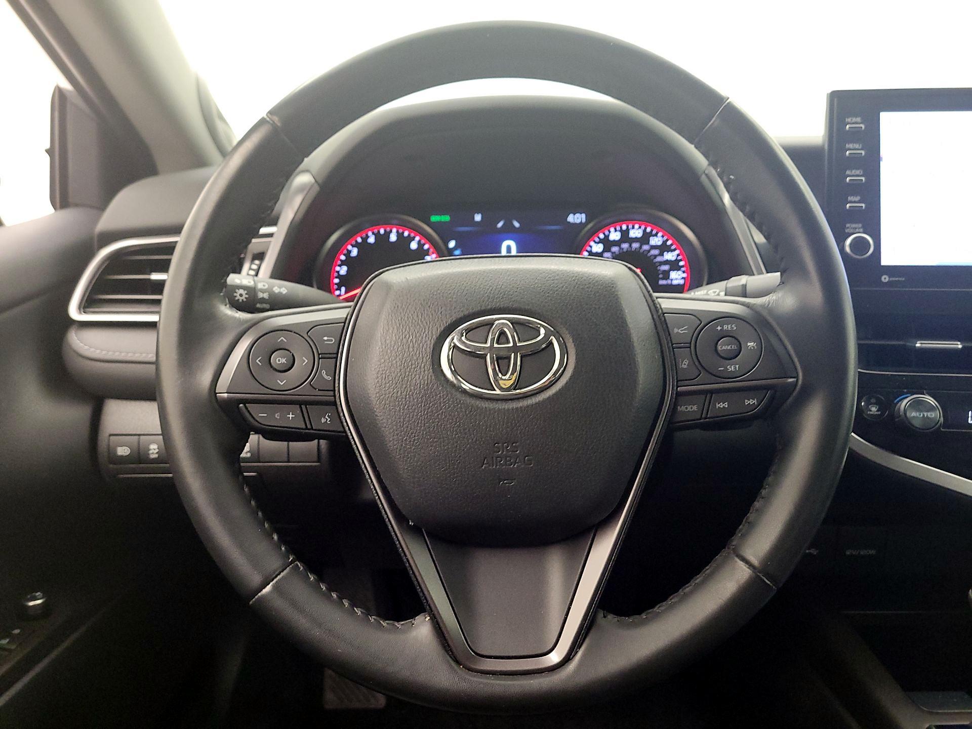 Thumbnail: 2023 Toyota Camry - 10